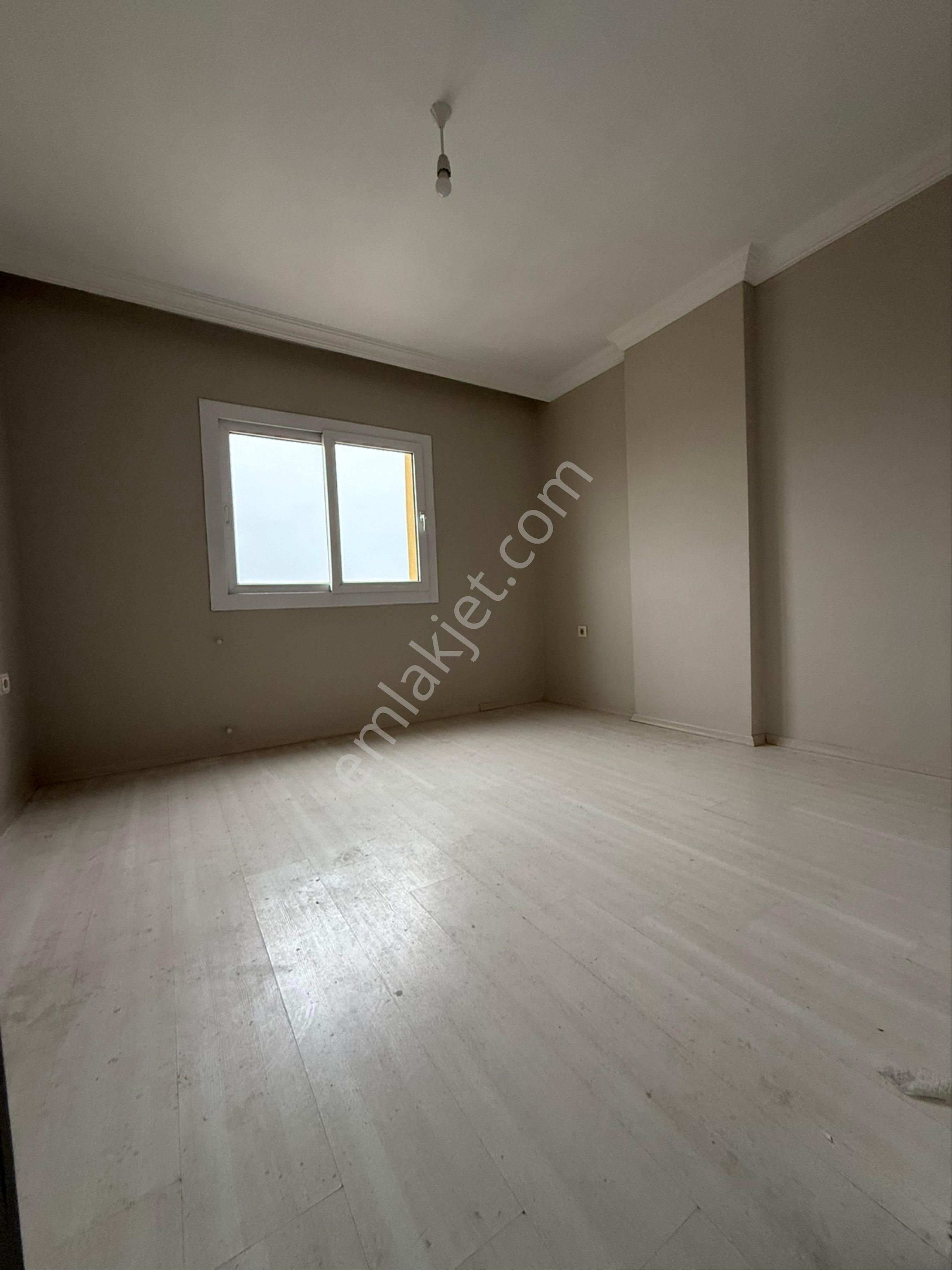 Mithatpaşa Mahallesinde Site İçerisinde 3+1 Kapalı Mutfak Satılık Daire - Görsel 10