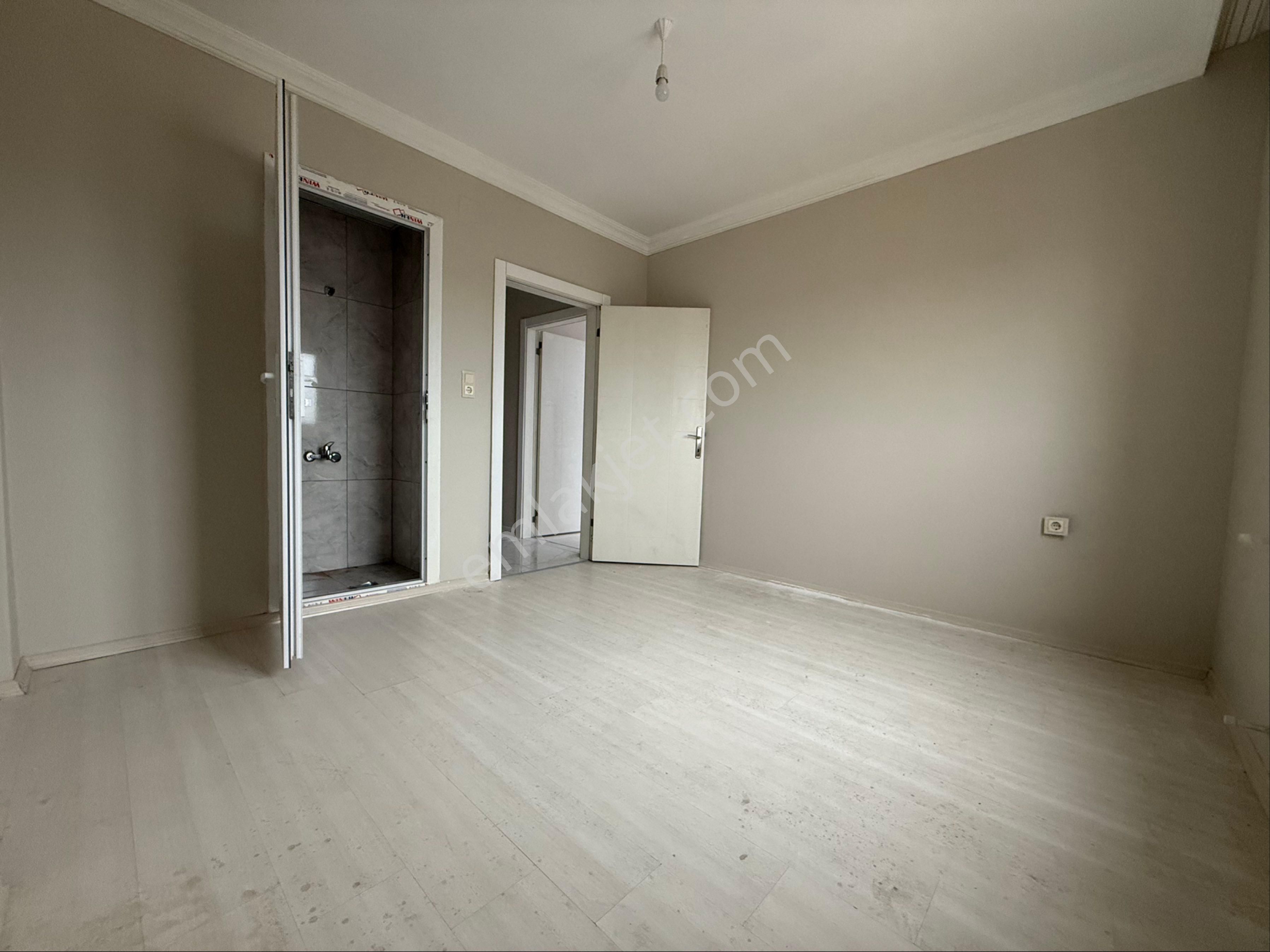 Mithatpaşa Mahallesinde Site İçerisinde 3+1 Kapalı Mutfak Satılık Daire - Görsel 15
