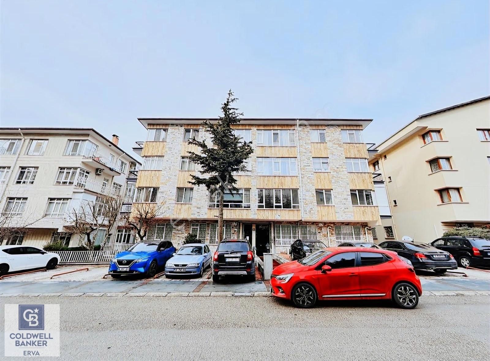 Ayrancı Kuşkondu Sk Boş 3+1 Elçilikler Yakını Ara Kat Satılık