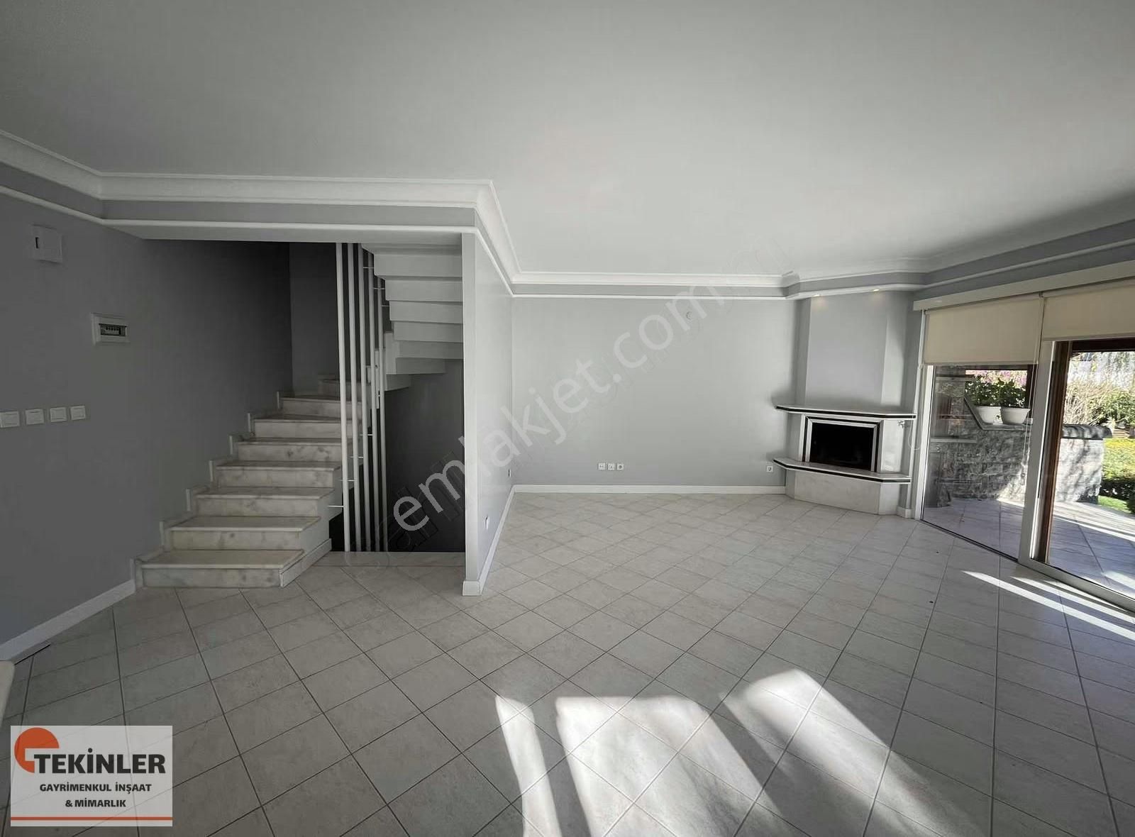 Tuzla Mercan'da Revize Edilmiş Manzaralı Kiralık Tripleks Villa - Görsel 21