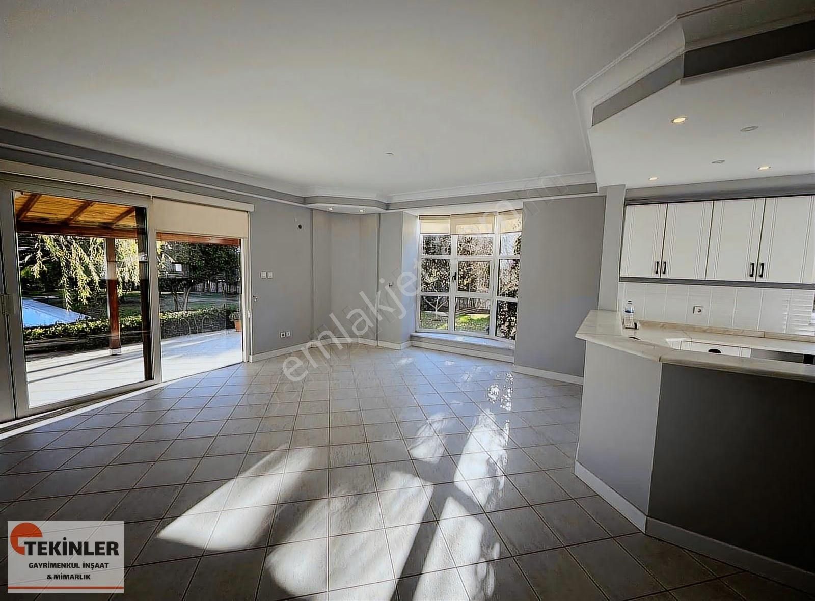 Tuzla Mercan'da Revize Edilmiş Manzaralı Kiralık Tripleks Villa - Görsel 5