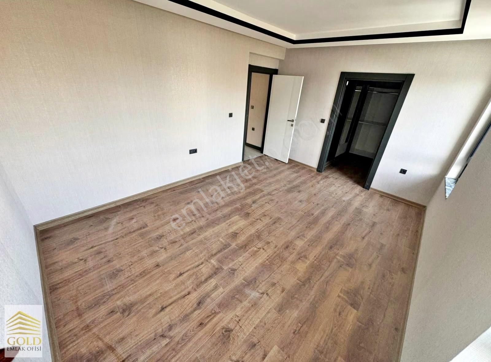 Gold Emlaktan Yozgat Bulvarı Kenarı Site İçi Krediye Uygun Sıfır Acil 4+1 Satılık Daire - Görsel 4