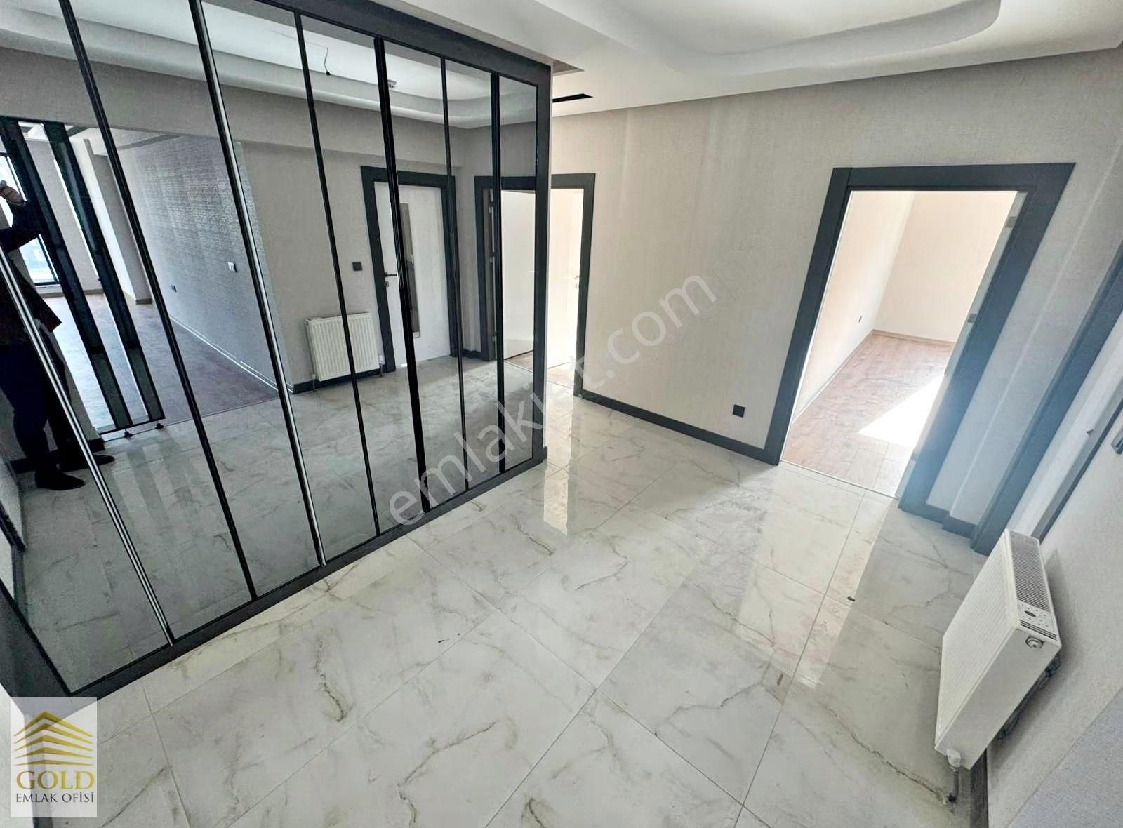 Gold Emlaktan Yozgat Bulvarı Kenarı Site İçi Krediye Uygun Sıfır Acil 4+1 Satılık Daire - Görsel 3