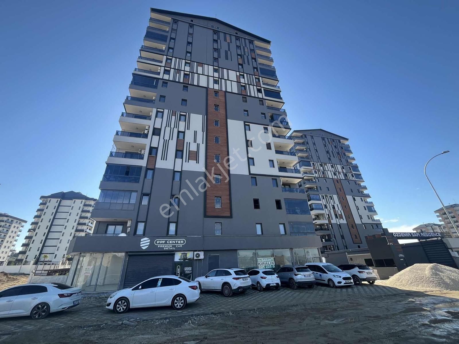 Kabasakal Blv Üzeri/5+1/ultra Lüx/sosyal Donatı/akıllı Ev/havuz!