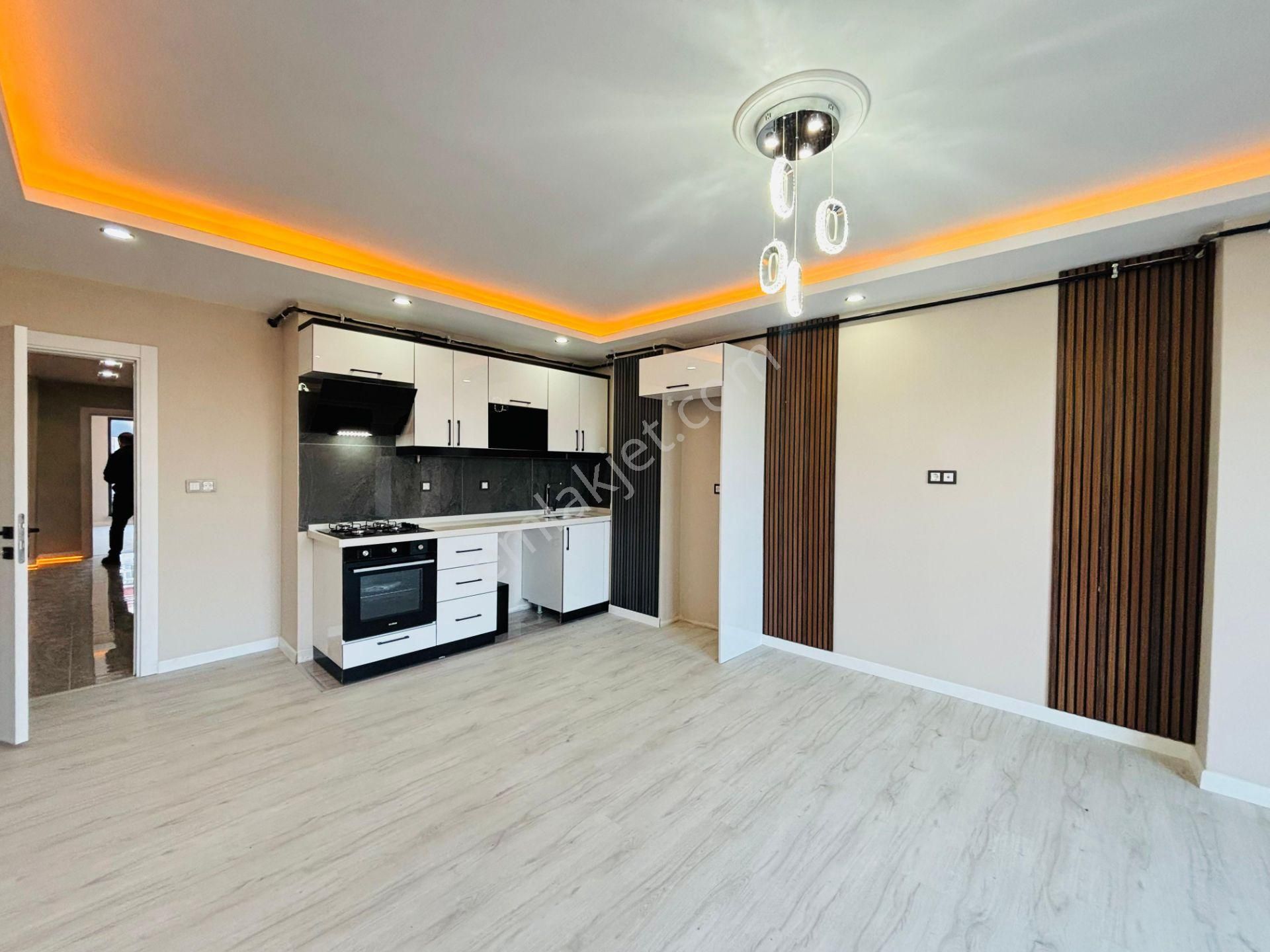 Güven'den Tepe'de Yılın Son Fırsat Dairesi Ön Cephe İskanlı 1+1 - Görsel 7