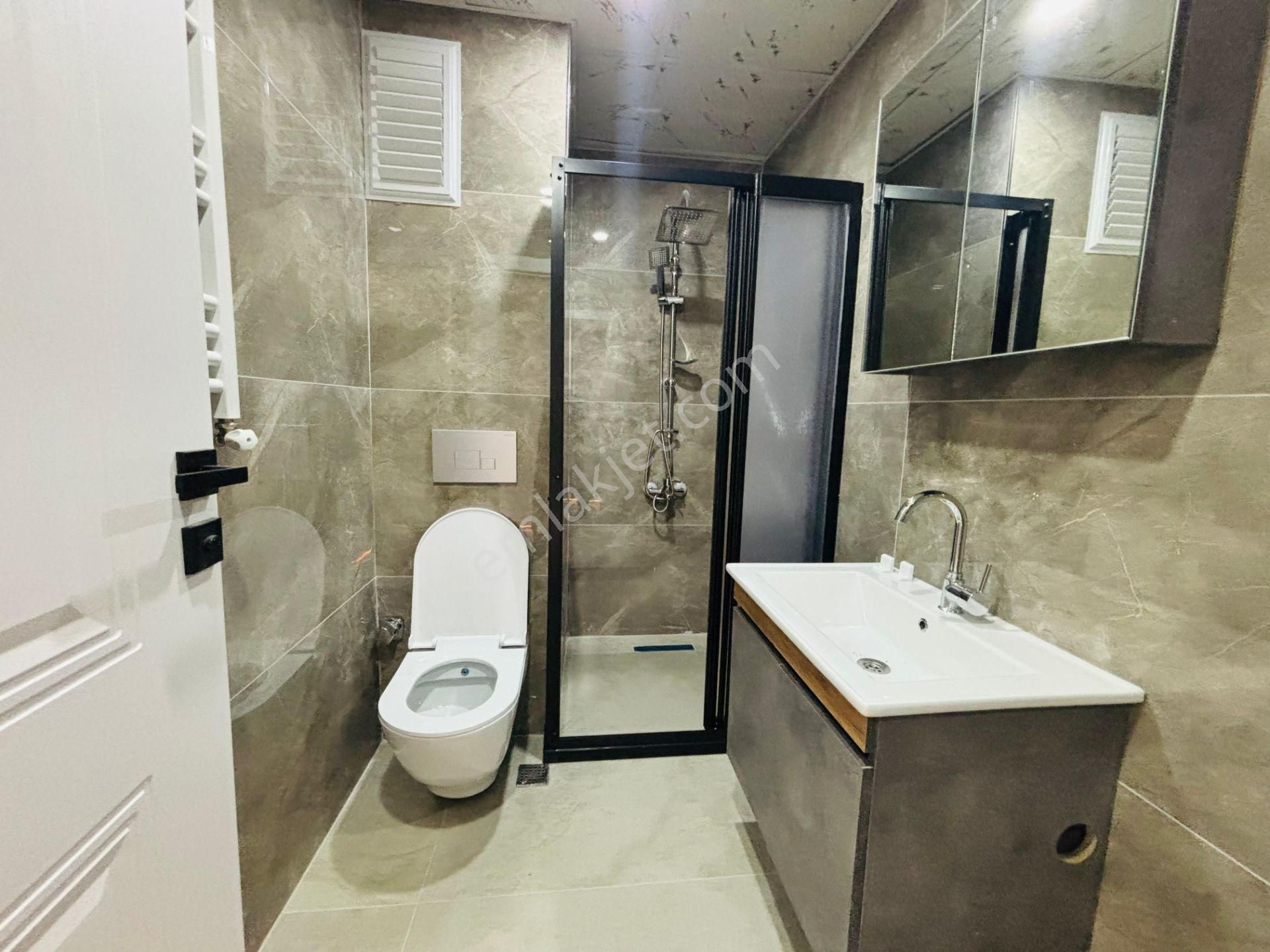 Güven'den Tepe'de Yılın Son Fırsat Dairesi Ön Cephe İskanlı 1+1 - Görsel 18