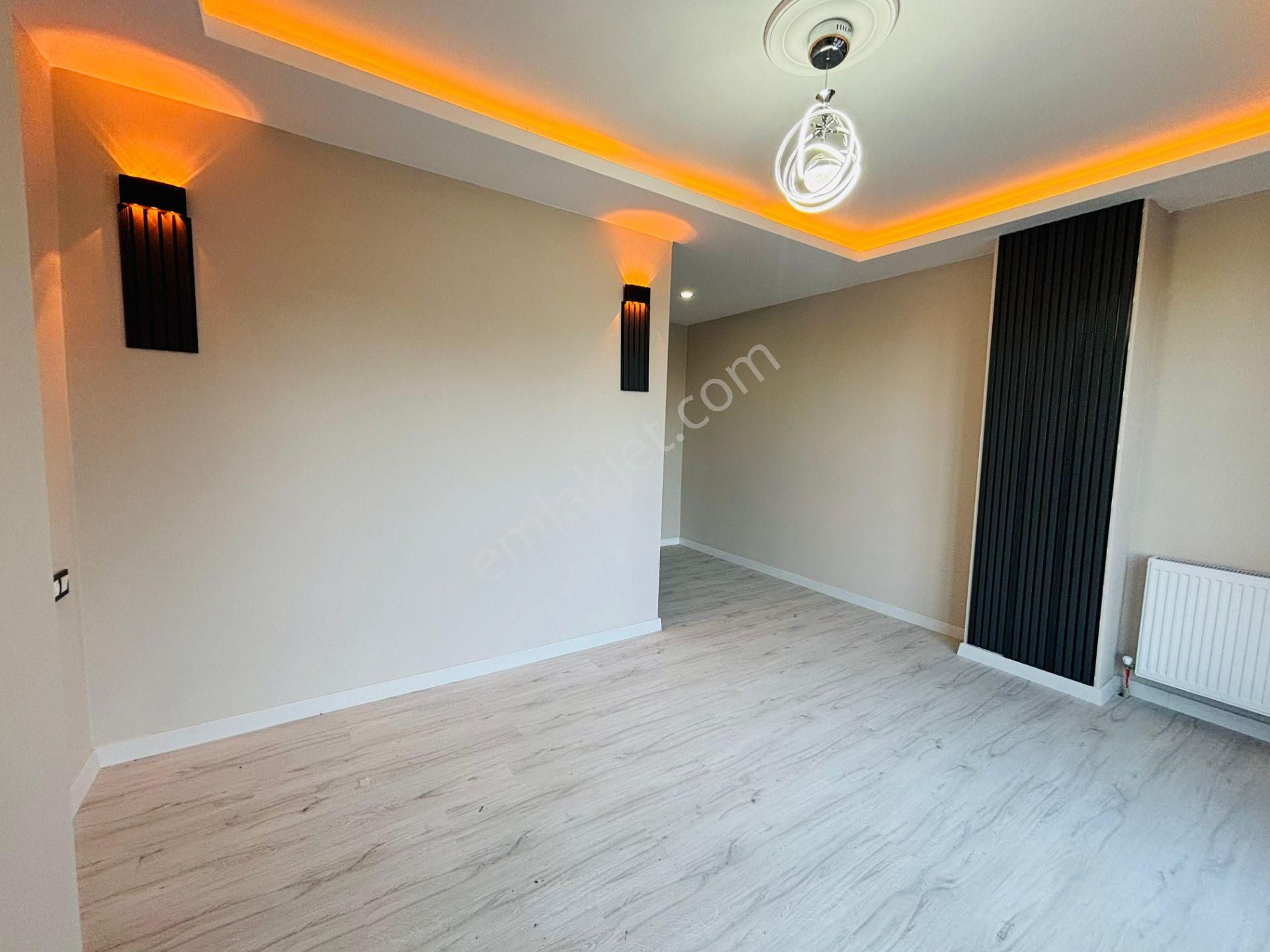 Güven'den Tepe'de Yılın Son Fırsat Dairesi Ön Cephe İskanlı 1+1 - Görsel 13