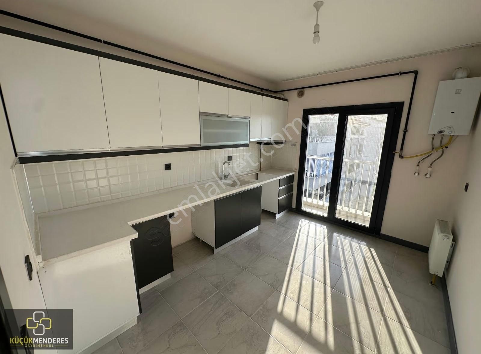 Küçük Menderes'ten Ödemiş Gölcük Mah. Kiralık Daire 3+1 Toki - Görsel 4