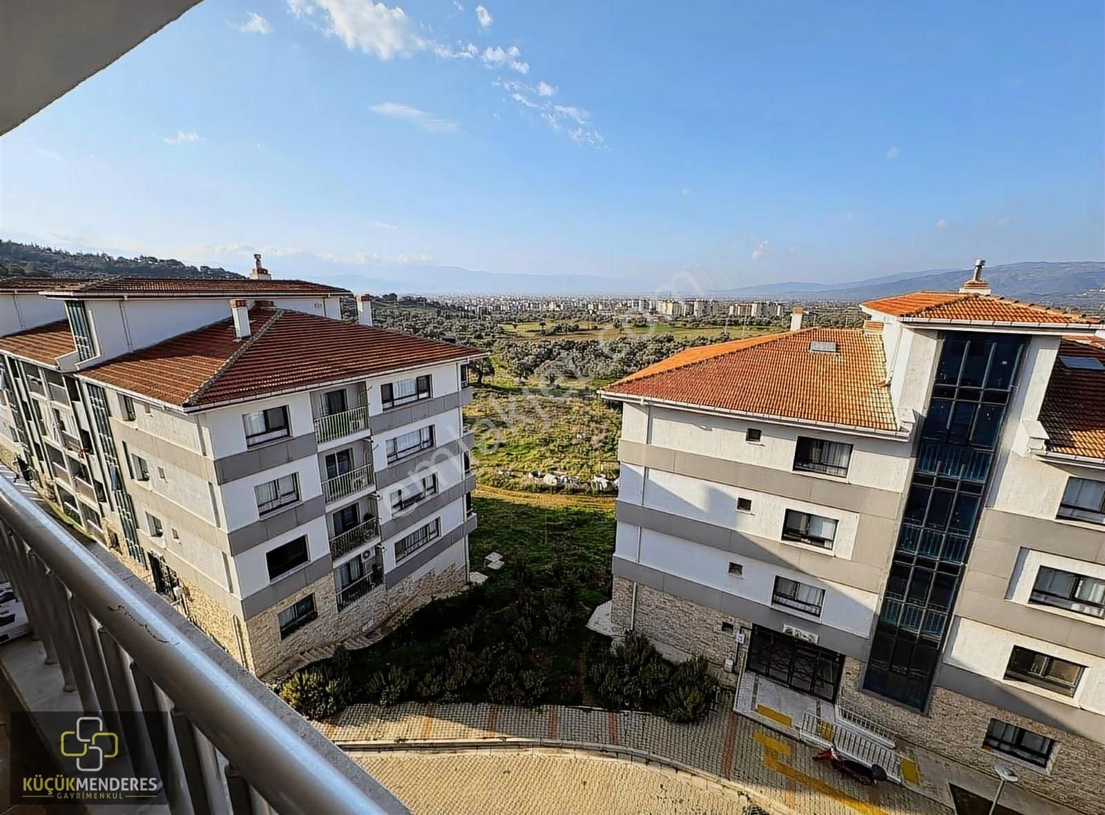 Küçük Menderes'ten Ödemiş Gölcük Mah. Kiralık Daire 3+1 Toki - Görsel 5