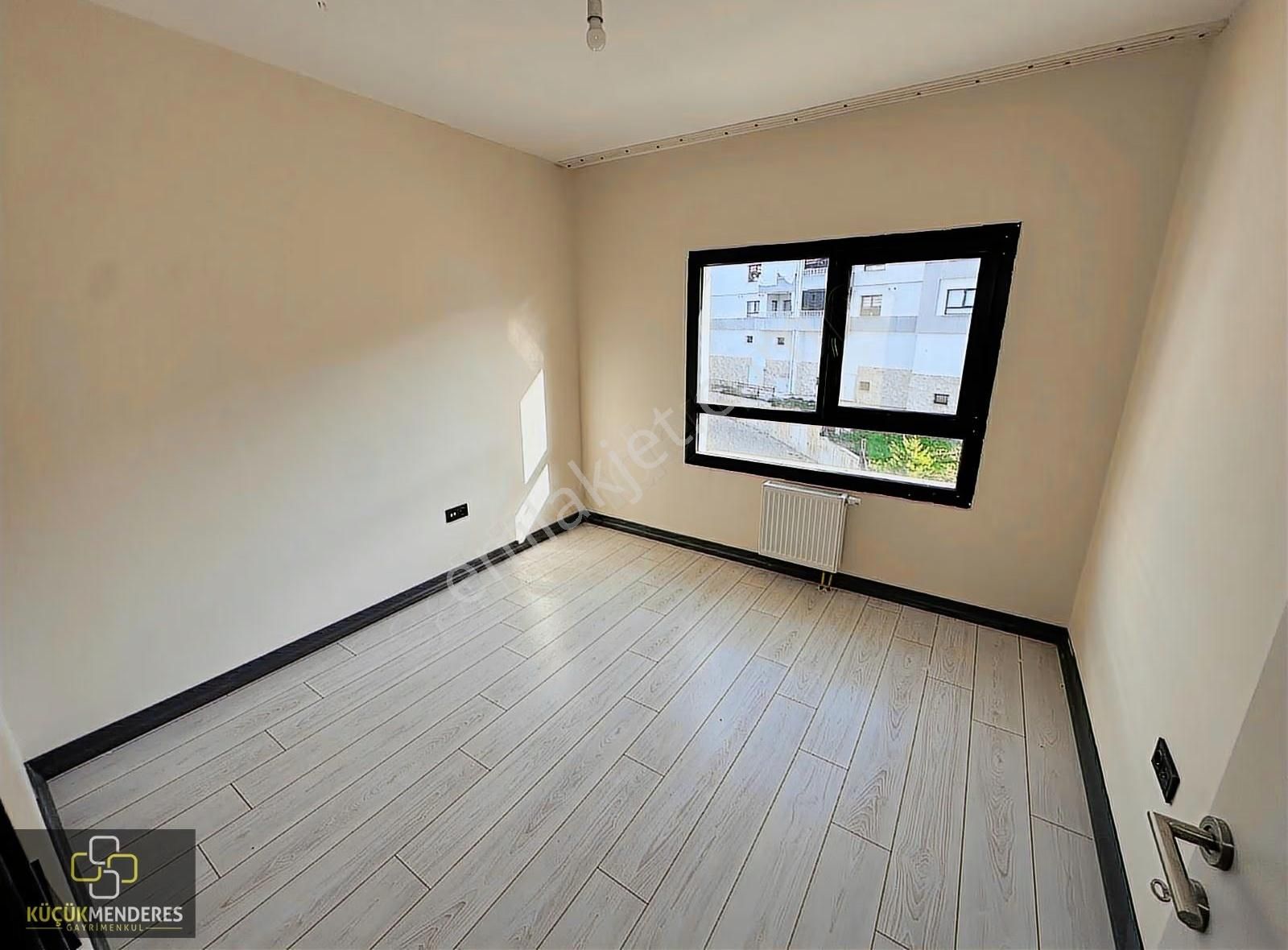 Küçük Menderes'ten Ödemiş Gölcük Mah. Kiralık Daire 3+1 Toki - Görsel 9