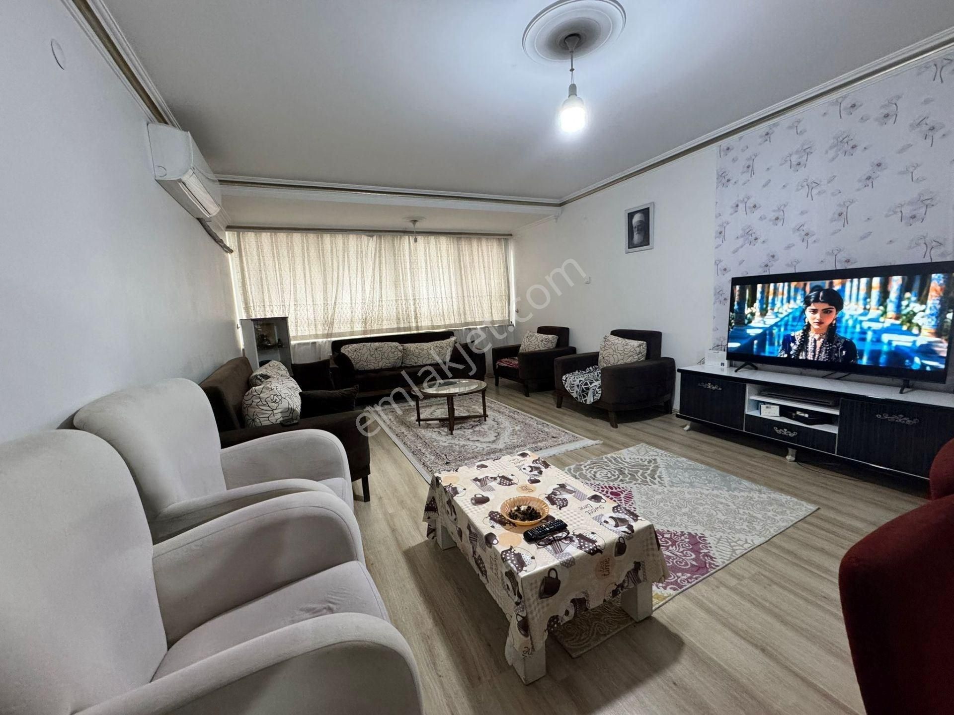 Merkezi Konumda 100m² 2+1 Full Eşyalı Acil Satılık - Görsel 2