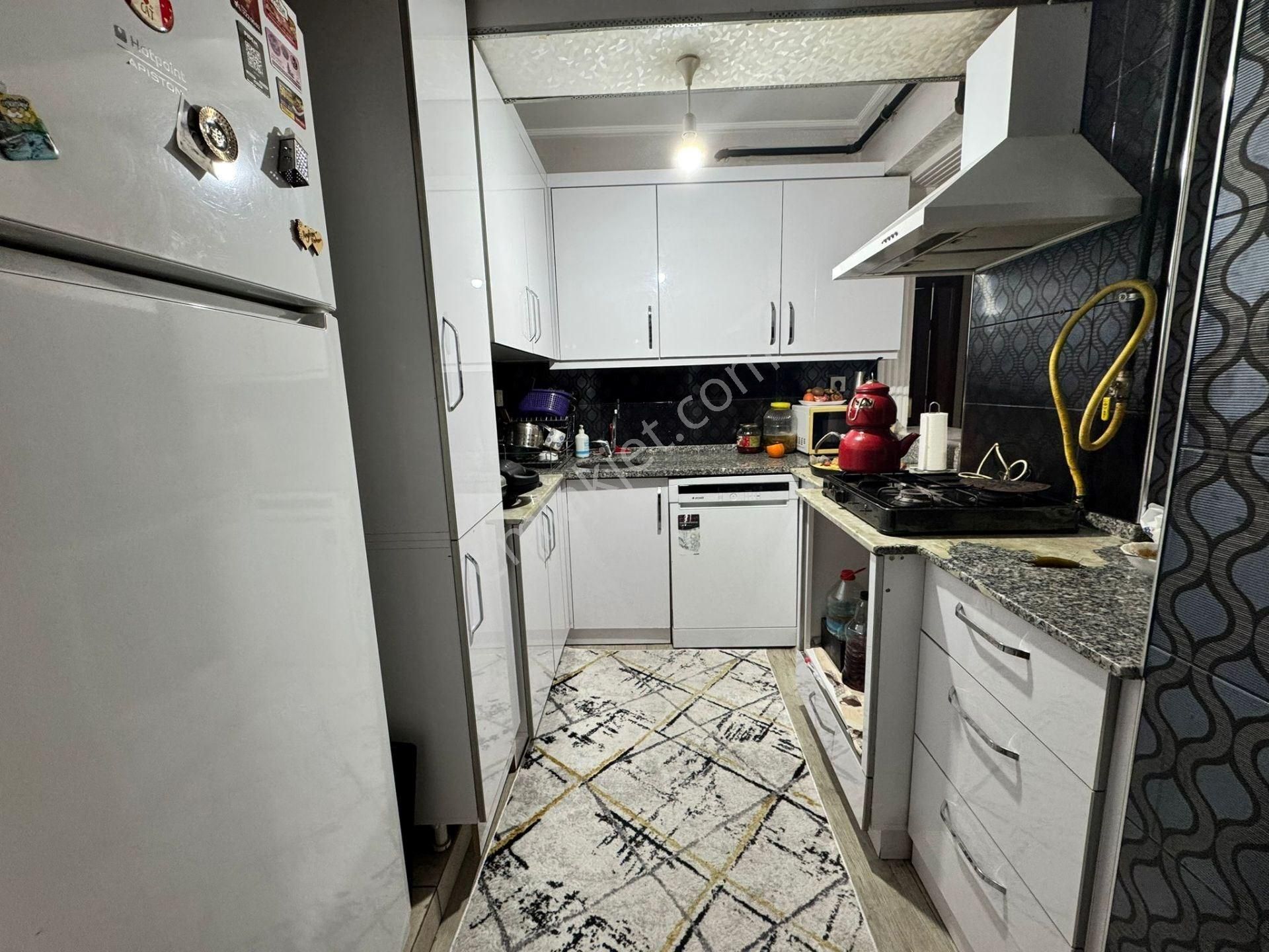 Merkezi Konumda 100m² 2+1 Full Eşyalı Acil Satılık - Görsel 7