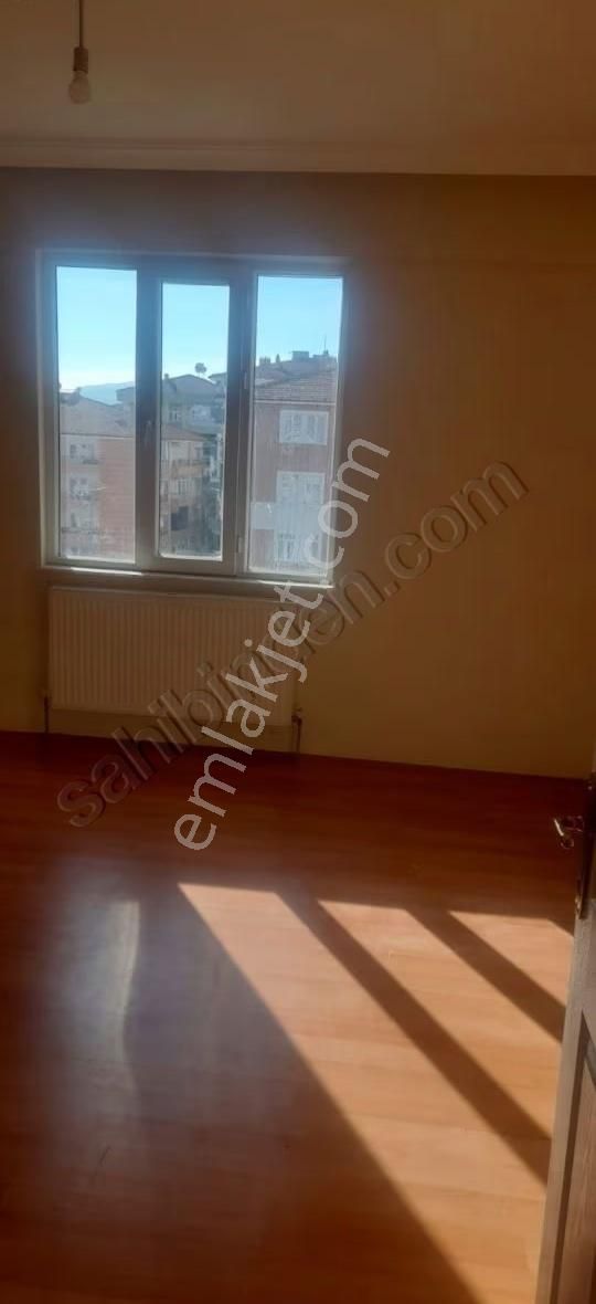 Ayanoğlu Mahallesinde Asansörlü Daire - Görsel 16