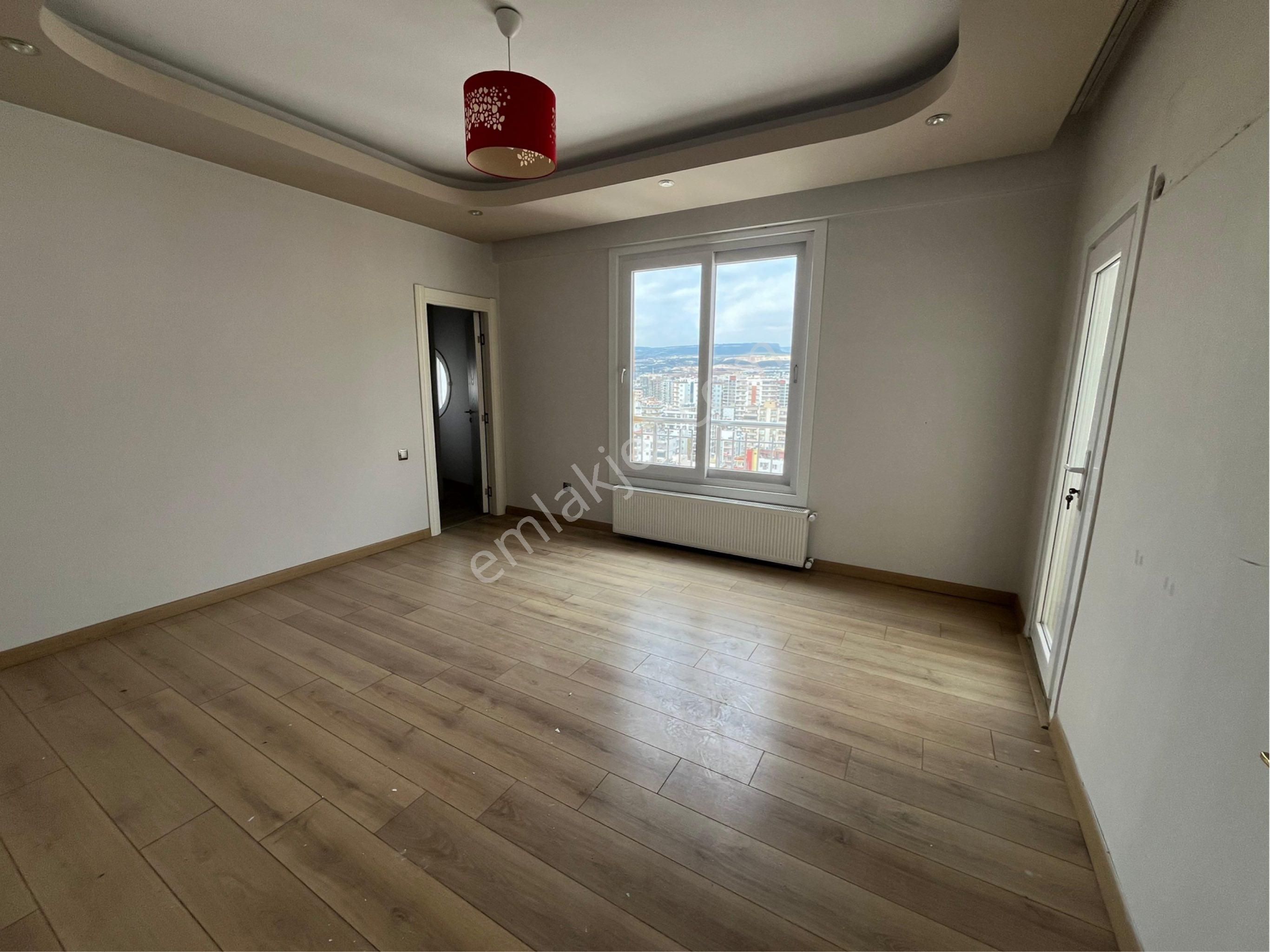 Erdemli Merkez Deniz Manzaralı Kiralık Dublex - Görsel 15