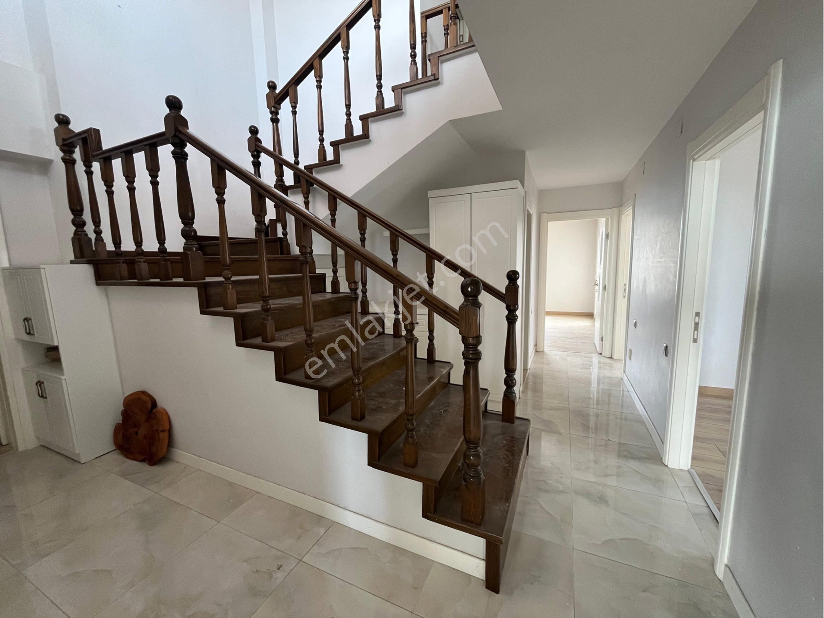 Erdemli Merkez Deniz Manzaralı Kiralık Dublex - Görsel 14