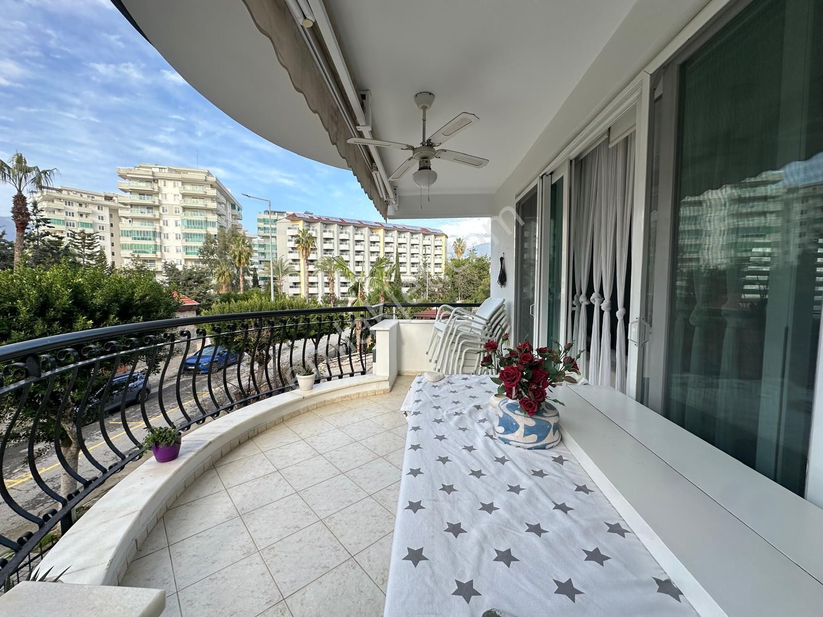 Alanya Tosmur'da Satılık Denize Sıfır Site İçi 2+1 Daire - Görsel 9