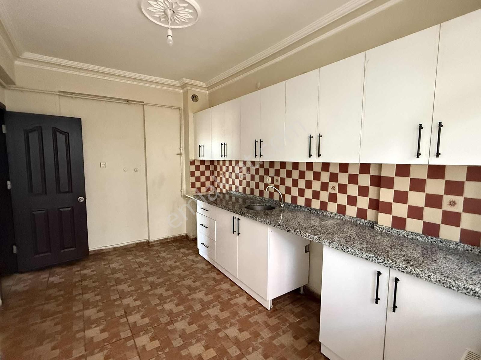 Net Emlaktan Üniversite Karışısında 3+1 Bakımlı Kiralık Daire - Görsel 20