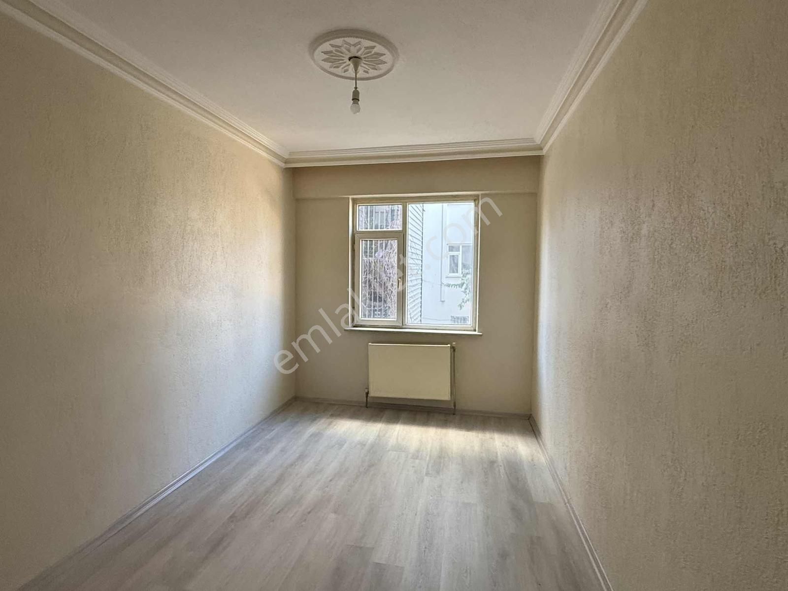 Net Emlaktan Üniversite Karışısında 3+1 Bakımlı Kiralık Daire - Görsel 3