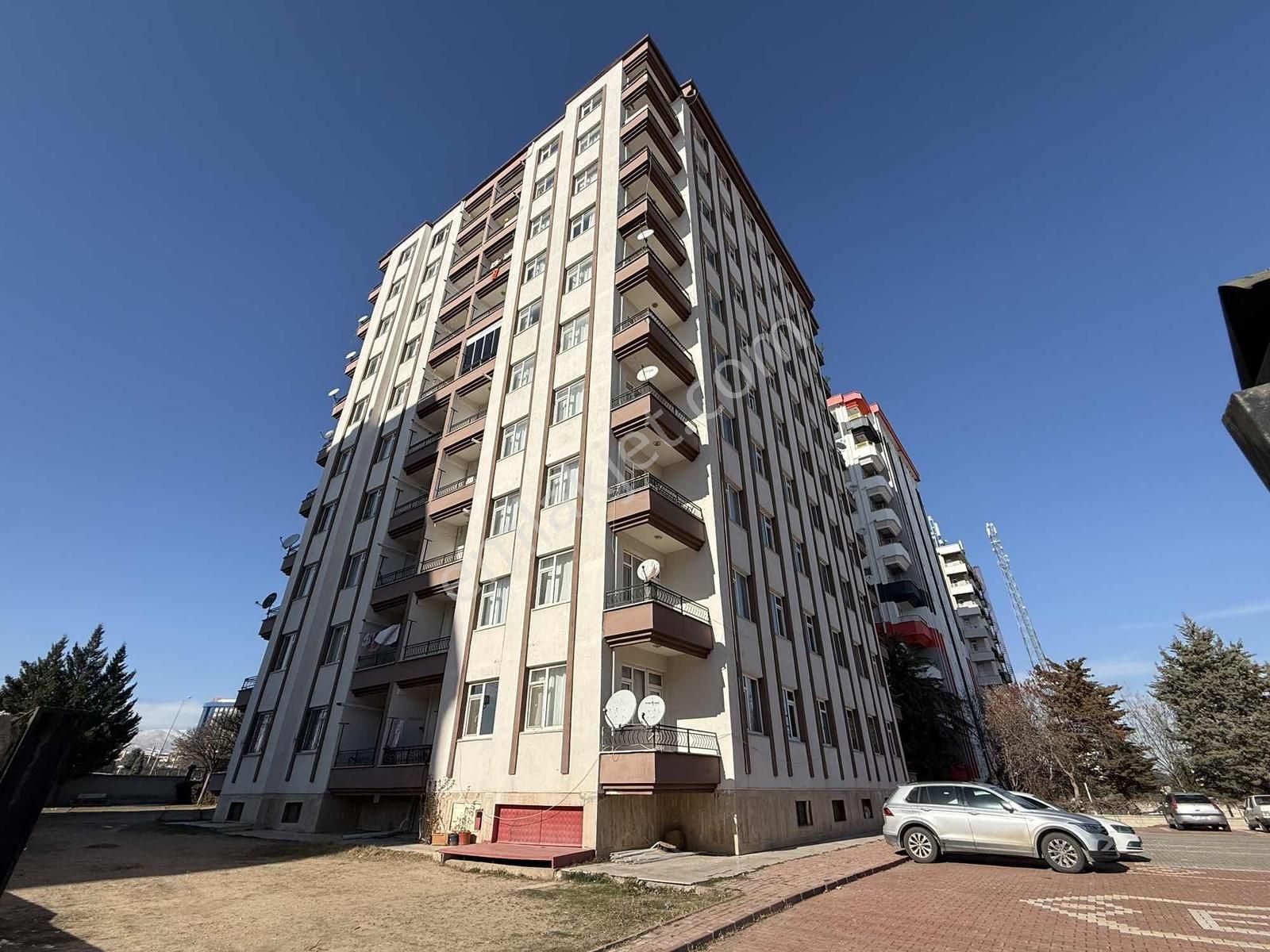 Net Emlaktan Üniversite Karışısında 3+1 Bakımlı Kiralık Daire - Görsel 27