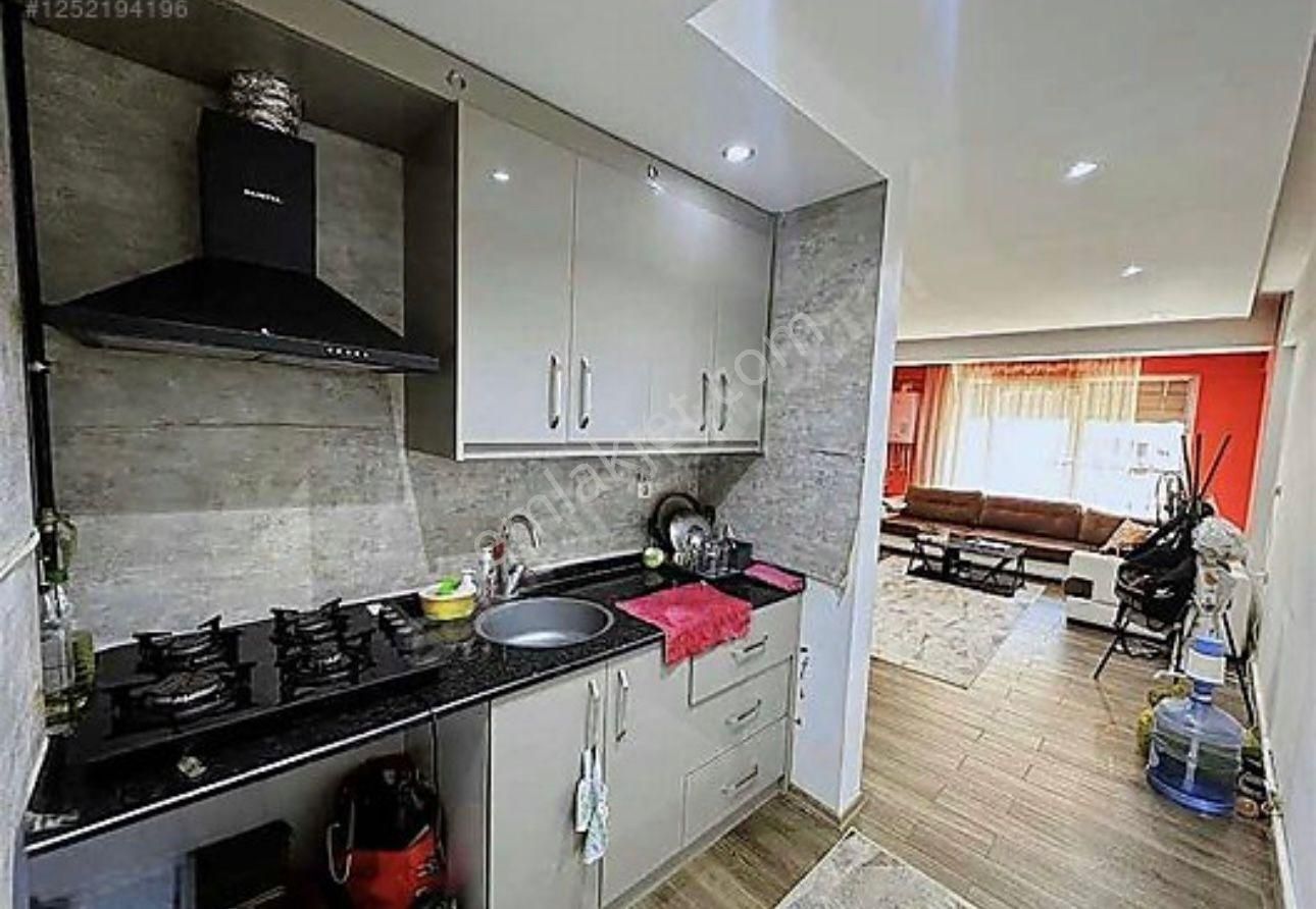 Geniş Teraslı Kiracılı Yatırımlık 1+1 Dublex Satılık Apart - Görsel 3