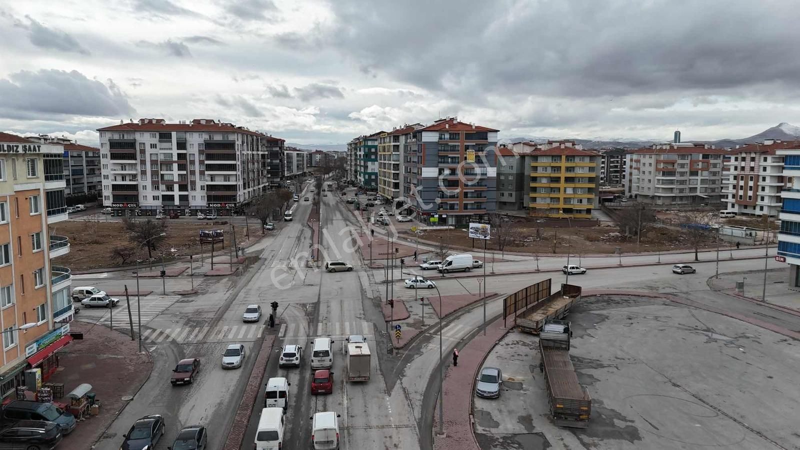 Net Emlaktan Serdirler Caddesinde Ara Kat 3+1 Sıfır Daire - Görsel 17