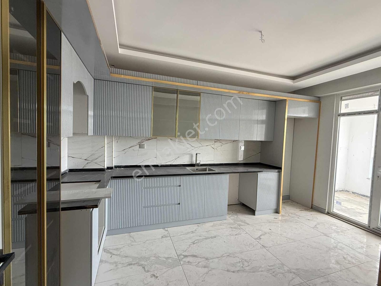 Net Emlaktan Serdirler Caddesinde Ara Kat 3+1 Sıfır Daire - Görsel 8