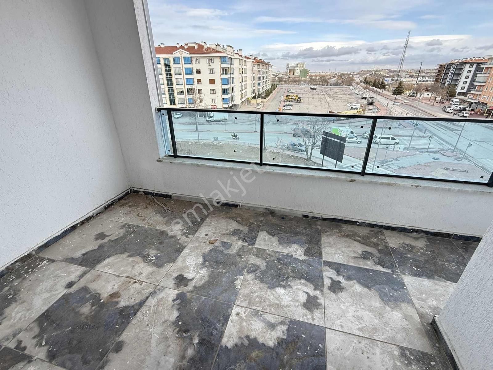 Net Emlaktan Serdirler Caddesinde Ara Kat 3+1 Sıfır Daire - Görsel 27