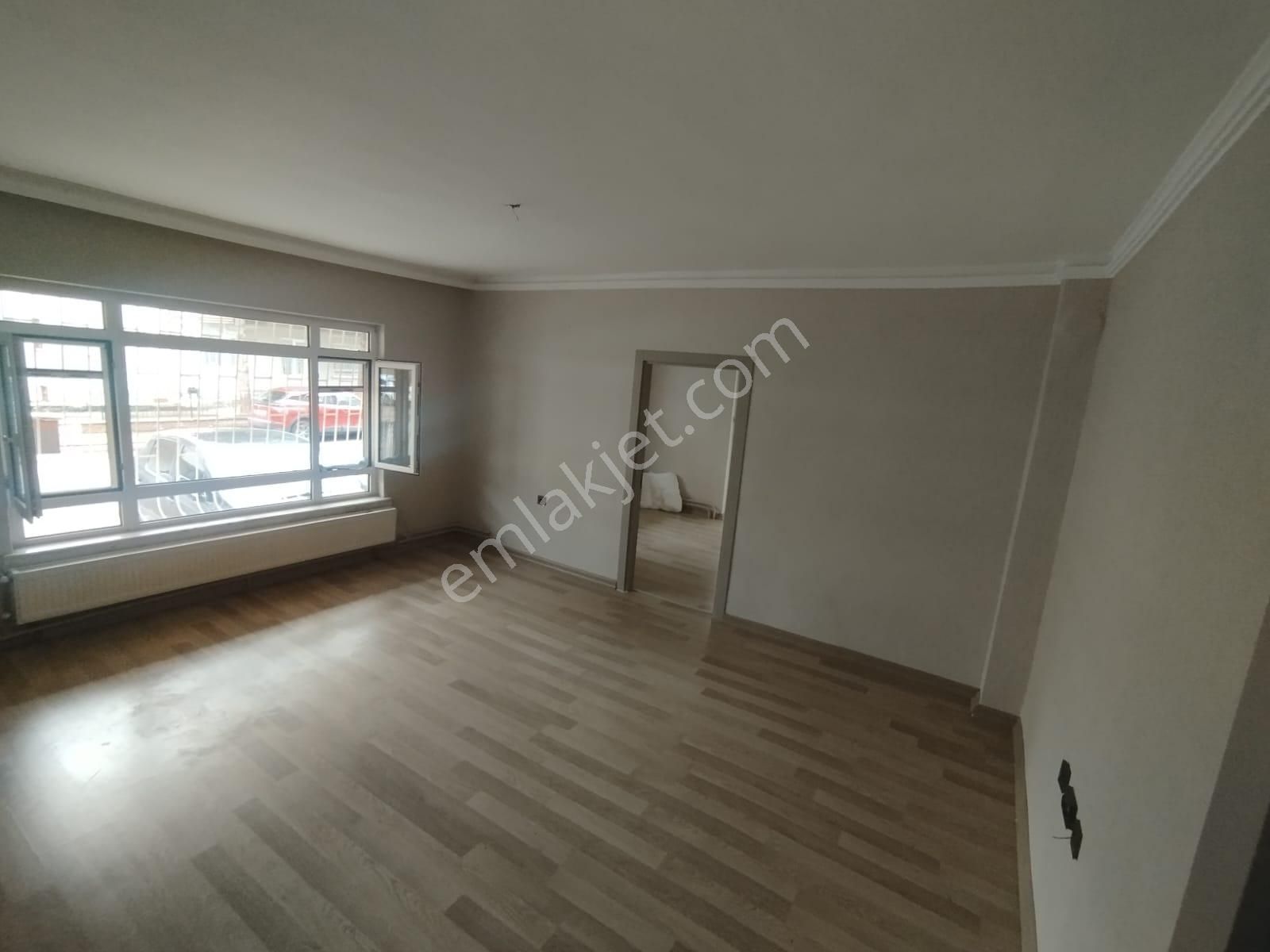 Adnan Menderes'te Metroya Yürüme Mesafesinde 3+1 Daire! - Görsel 6