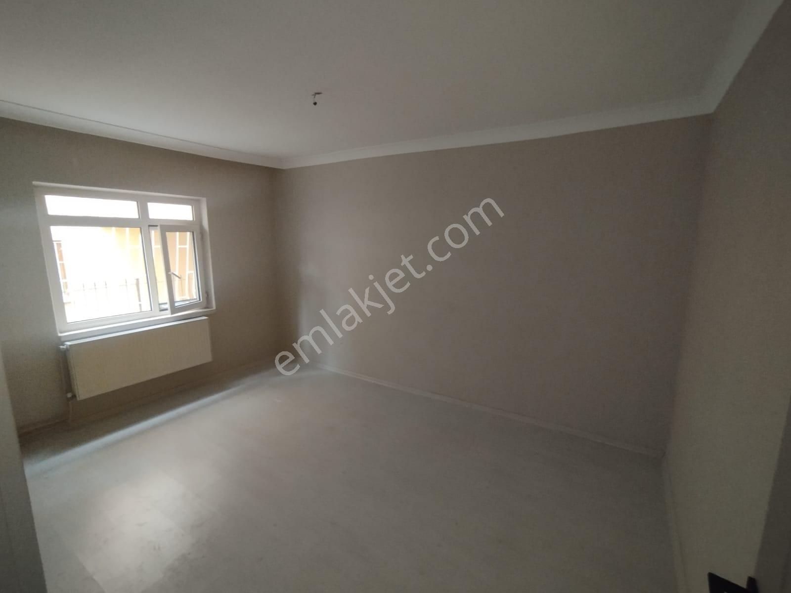 Adnan Menderes'te Metroya Yürüme Mesafesinde 3+1 Daire! - Görsel 11