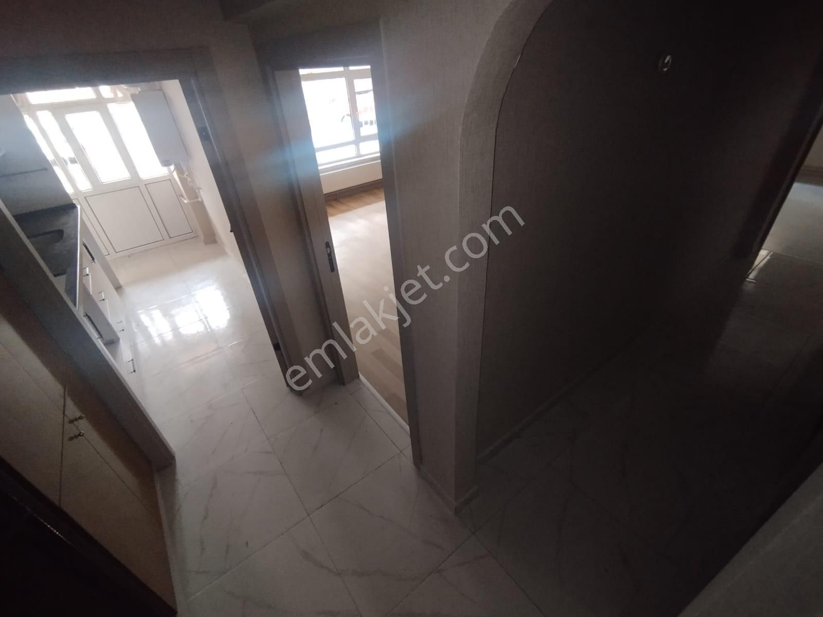 Adnan Menderes'te Metroya Yürüme Mesafesinde 3+1 Daire! - Görsel 28