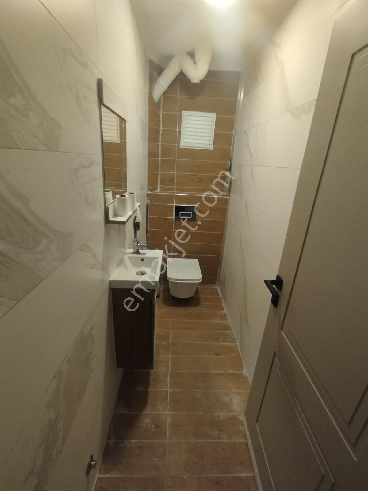 Adnan Menderes'te Metroya Yürüme Mesafesinde 3+1 Daire! - Görsel 17