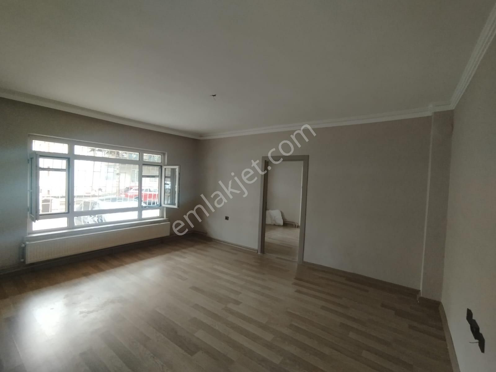 Adnan Menderes'te Metroya Yürüme Mesafesinde 3+1 Daire! - Görsel 4