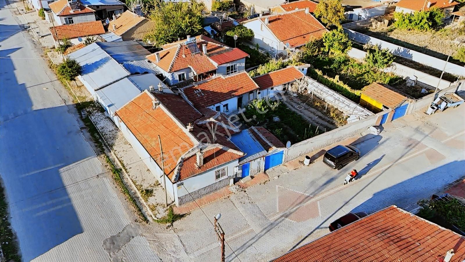 Net Emlaktan Sarayönünde Müstakil Bahçeli 3+1 Daire D.gazlı - Görsel 34