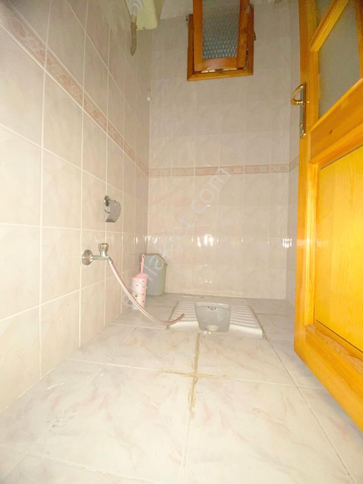 Mertcan'dan Caddeye 1dk 2 Kapalı Balkonlu Ara Kat Geniş 3+1 - Görsel 23