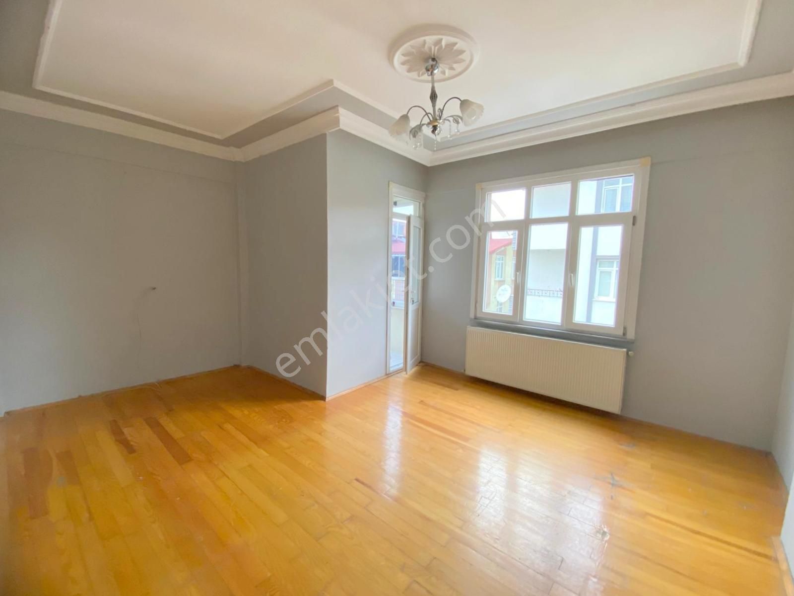 Mertcan'dan Caddeye 1dk 2 Kapalı Balkonlu Ara Kat Geniş 3+1 - Görsel 9