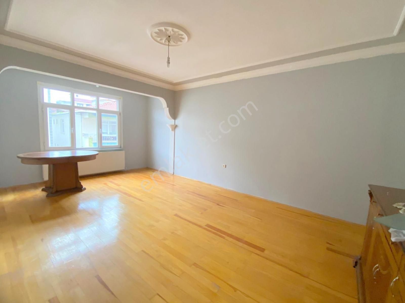 Mertcan'dan Caddeye 1dk 2 Kapalı Balkonlu Ara Kat Geniş 3+1 - Görsel 6