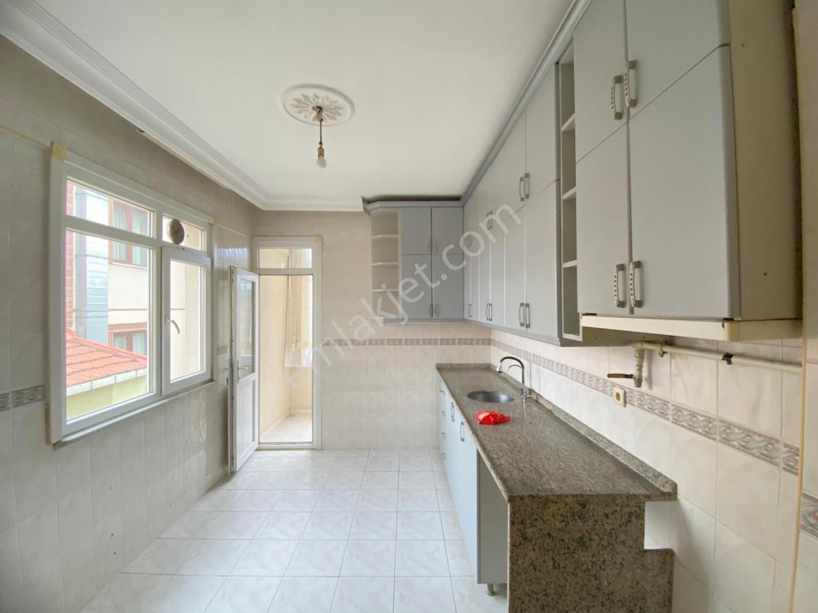 Mertcan'dan Caddeye 1dk 2 Kapalı Balkonlu Ara Kat Geniş 3+1 - Görsel 2