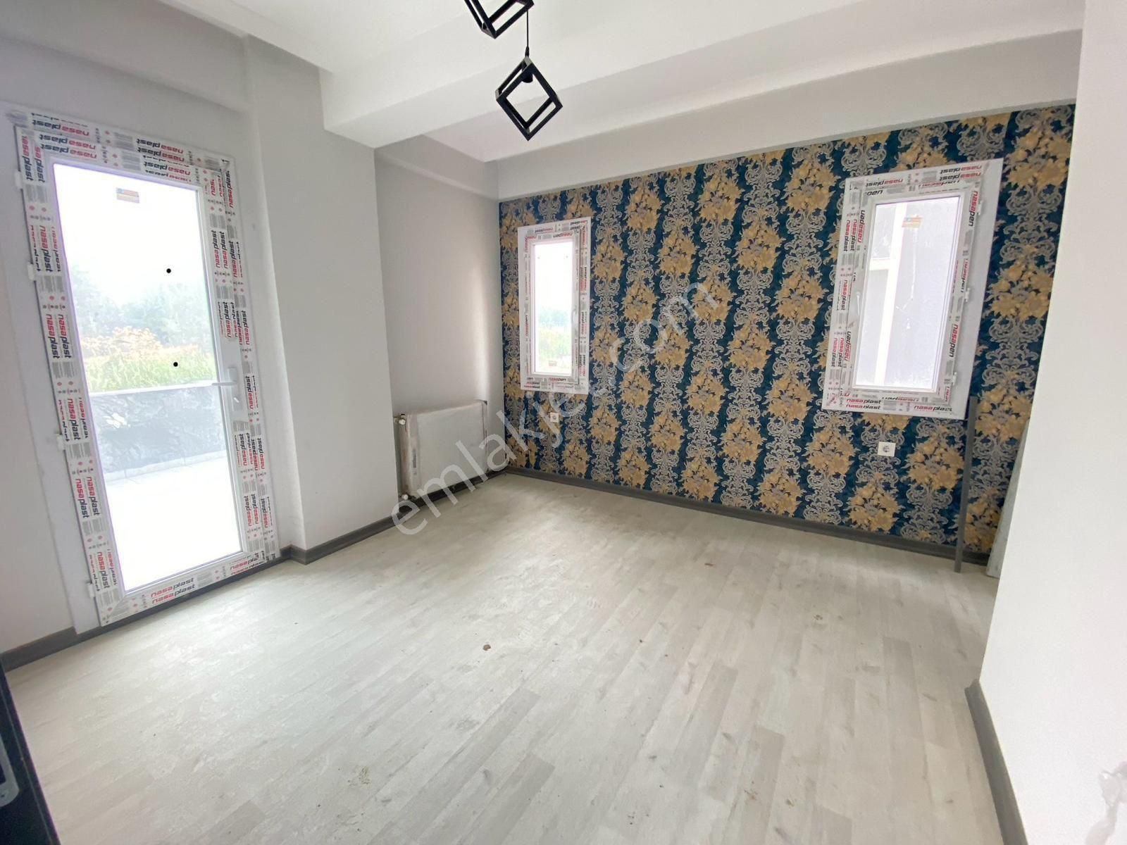 Osmangazi Mahallesinde 2+1 Yatay Mimari Satılık Daire - Görsel 2