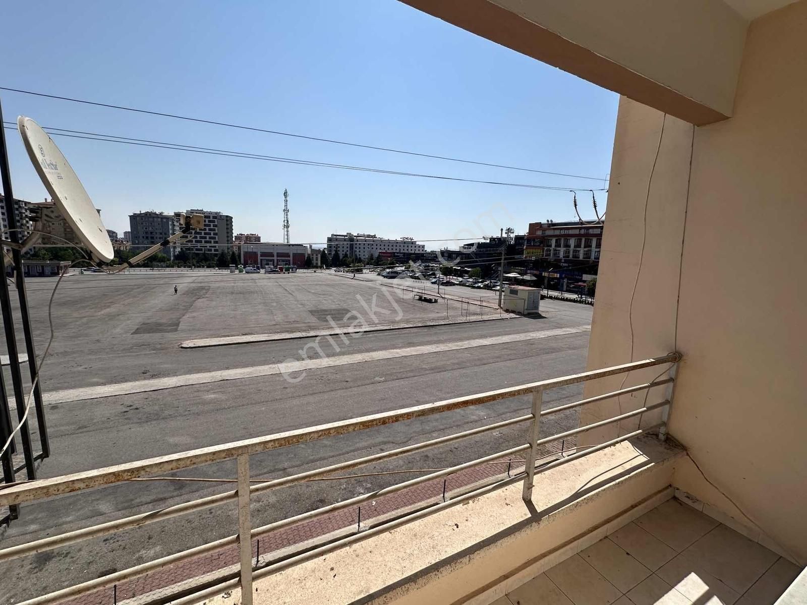 Net Emlaktan Bosna Merkezde 3+1 Ara Kat Kombili Güney Cephe - Görsel 32