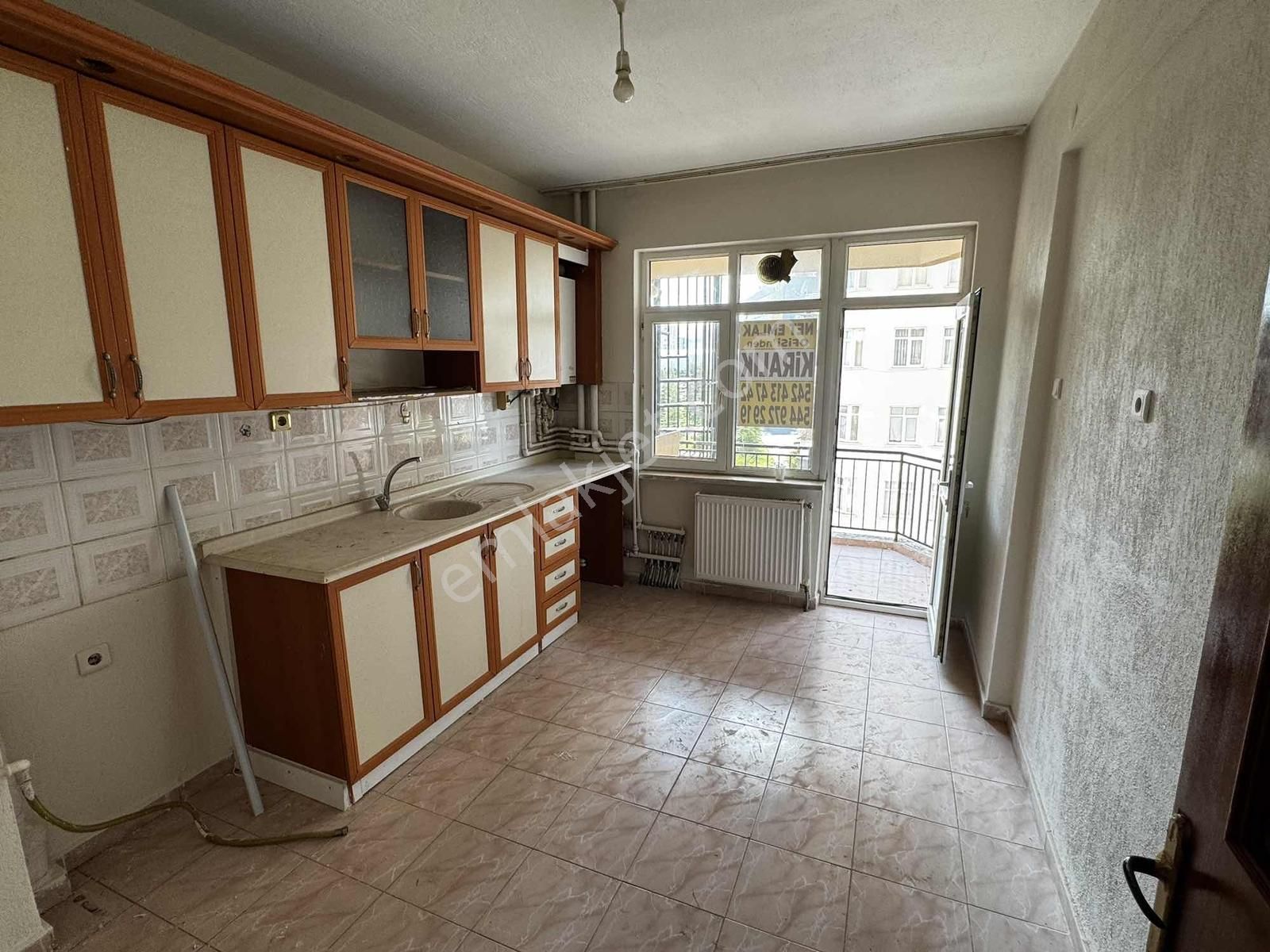 Net Emlaktan Yeni Bakımlı Ara Kat Kombili 3+1 Kiralık Daire - Görsel 3