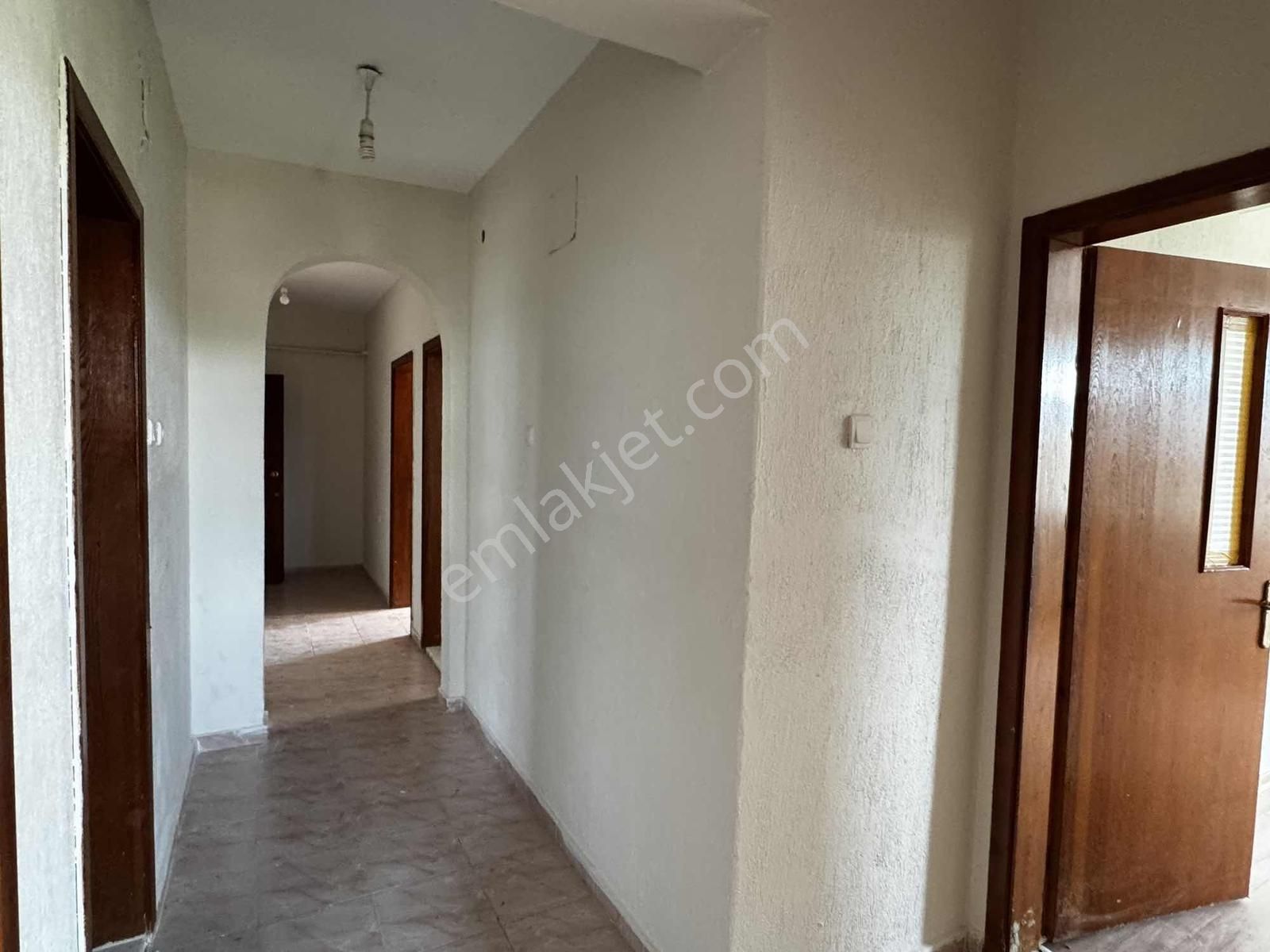 Net Emlaktan Yeni Bakımlı Ara Kat Kombili 3+1 Kiralık Daire - Görsel 8