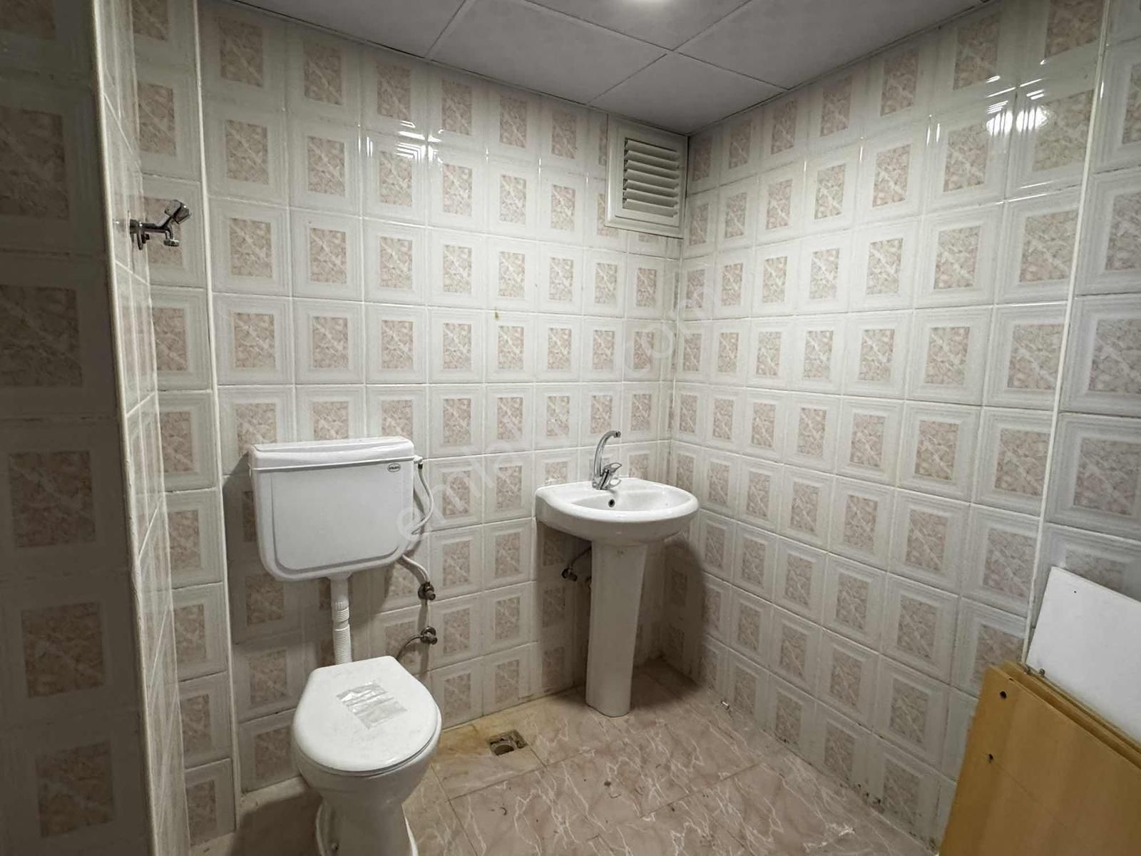 Net Emlaktan Yeni Bakımlı Ara Kat Kombili 3+1 Kiralık Daire - Görsel 19