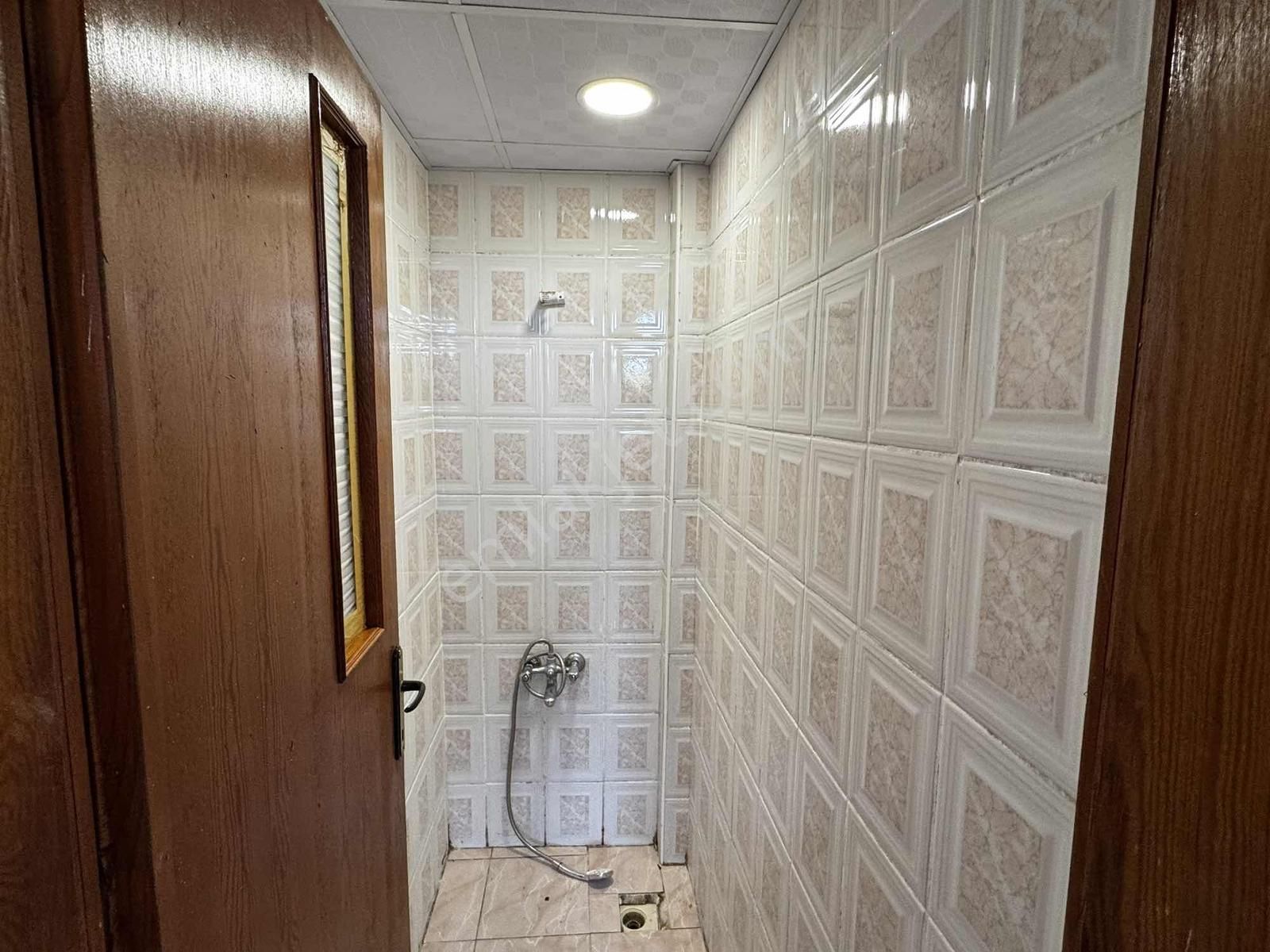 Net Emlaktan Yeni Bakımlı Ara Kat Kombili 3+1 Kiralık Daire - Görsel 2