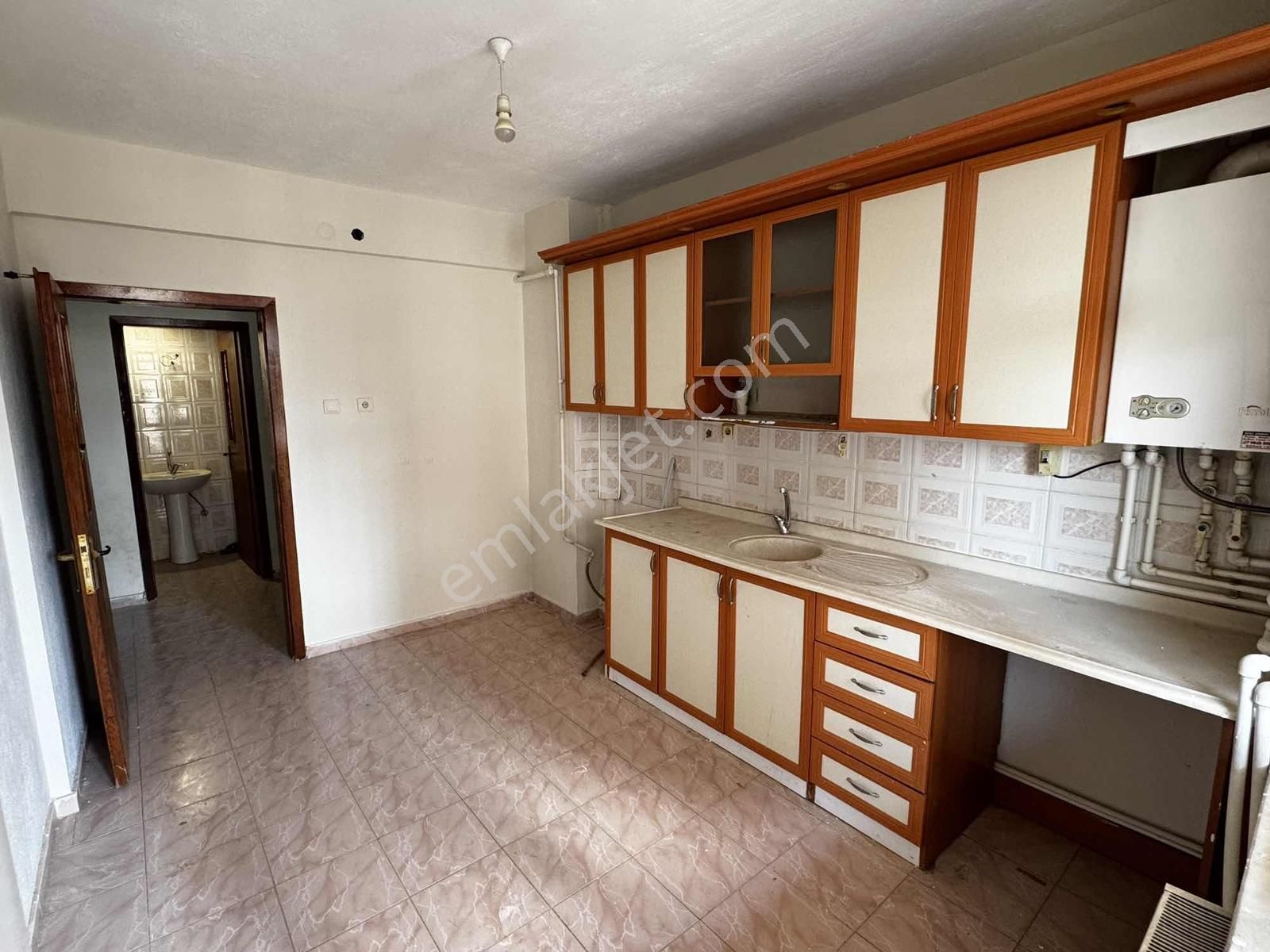 Net Emlaktan Yeni Bakımlı Ara Kat Kombili 3+1 Kiralık Daire - Görsel 22