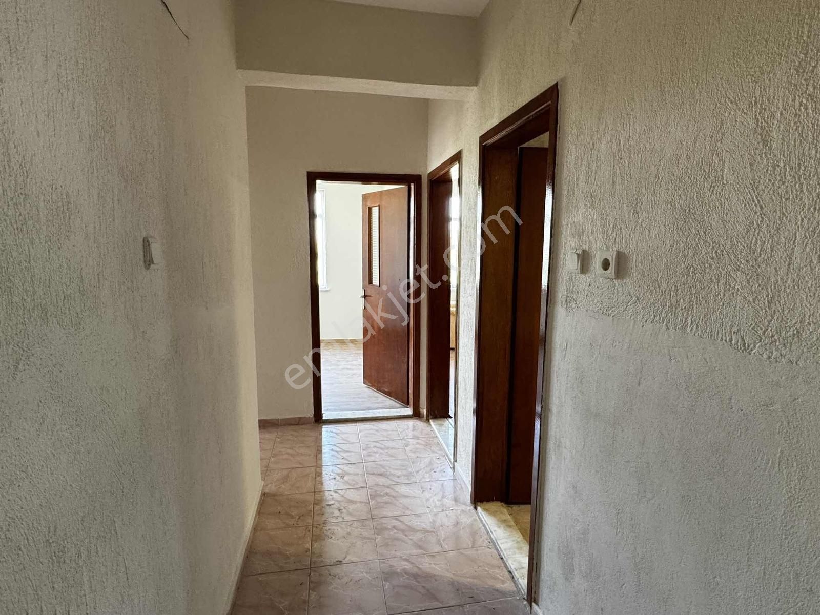 Net Emlaktan Yeni Bakımlı Ara Kat Kombili 3+1 Kiralık Daire - Görsel 29