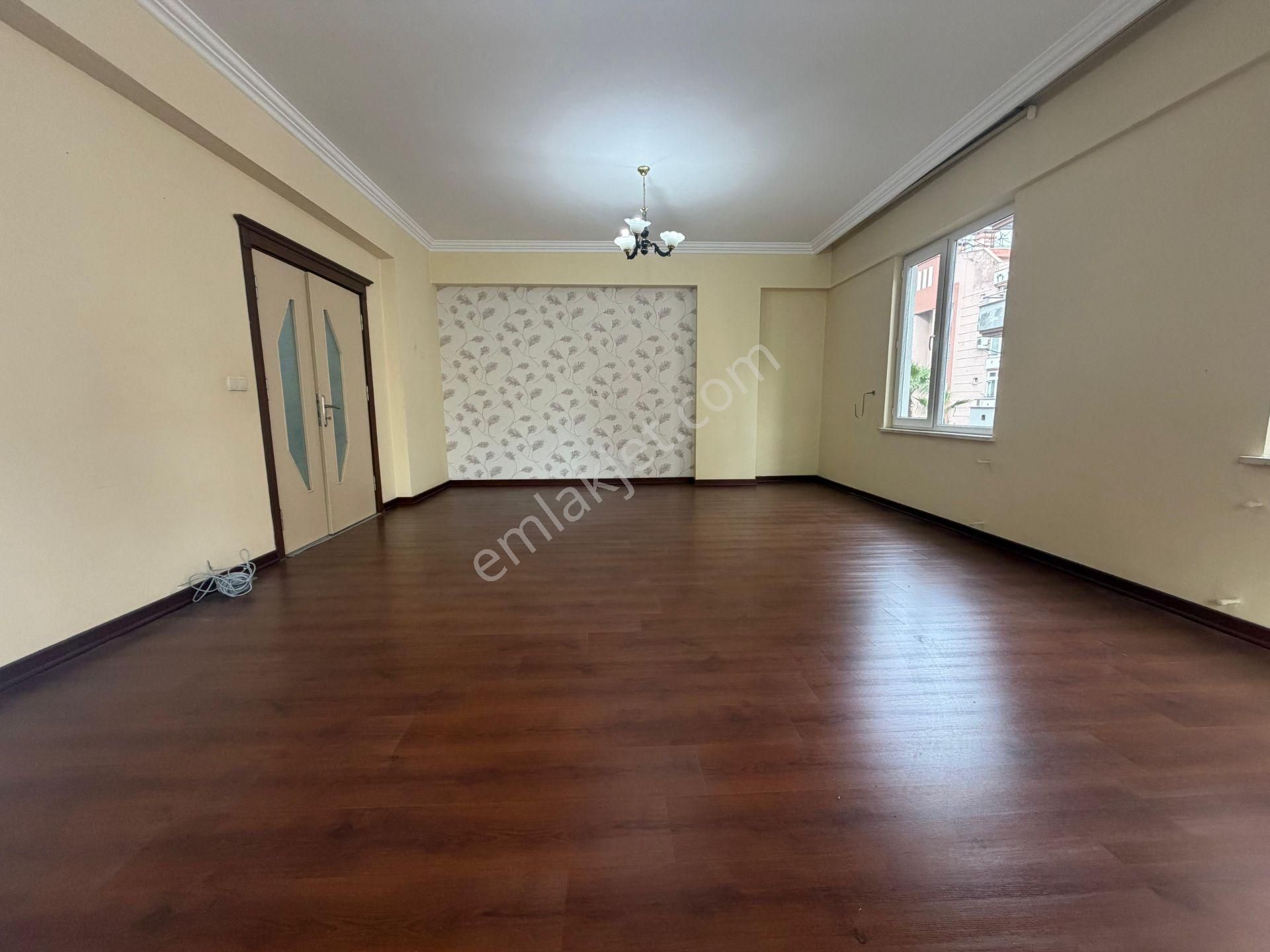 12.cadde Yakını Site İçi Arakat Geniş 3+1 - Görsel 8