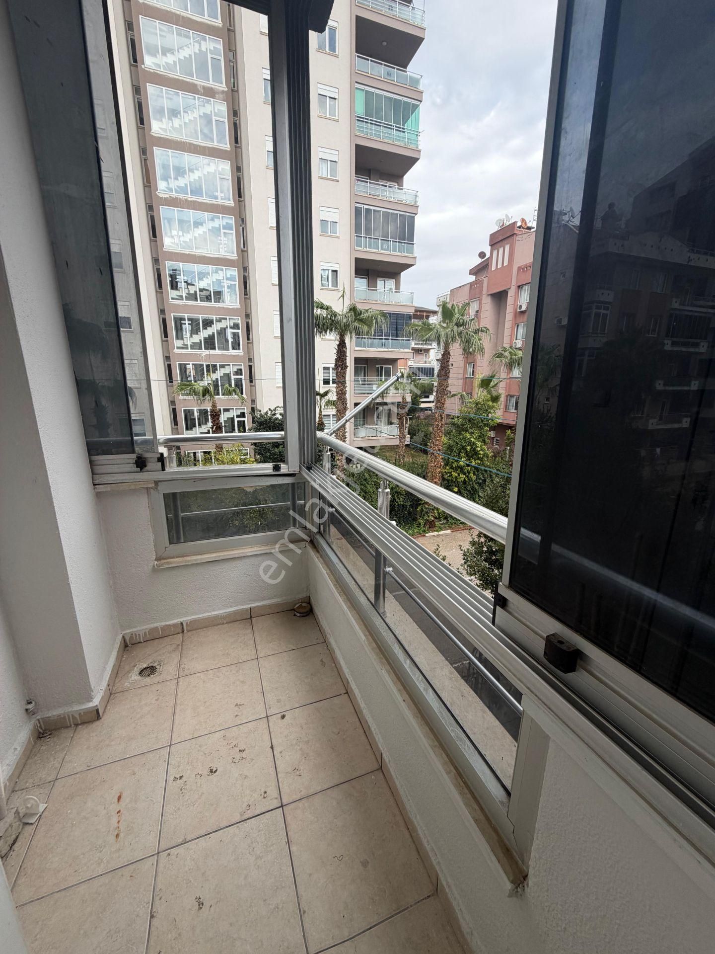 12.cadde Yakını Site İçi Arakat Geniş 3+1 - Görsel 32