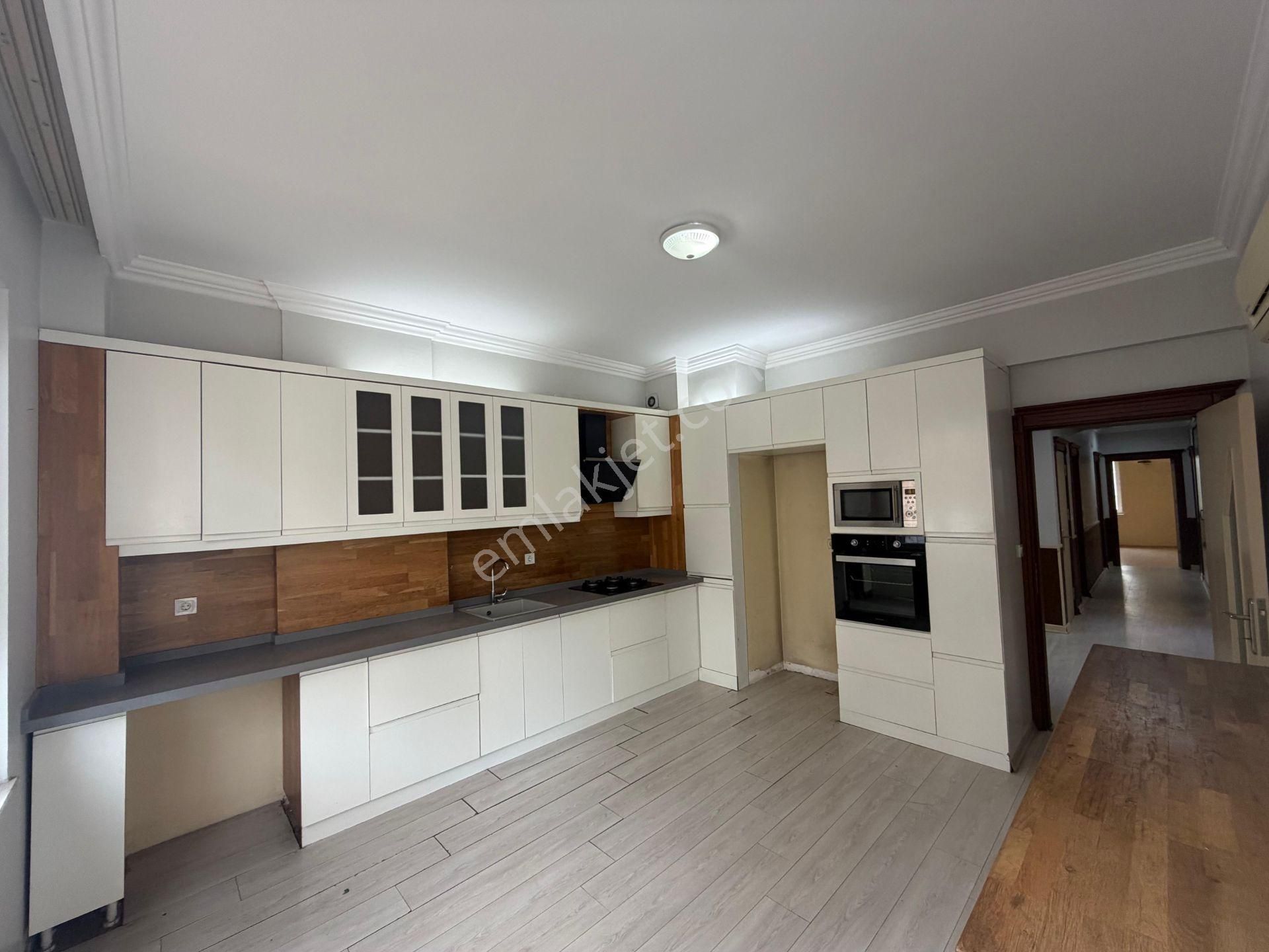 12.cadde Yakını Site İçi Arakat Geniş 3+1 - Görsel 3