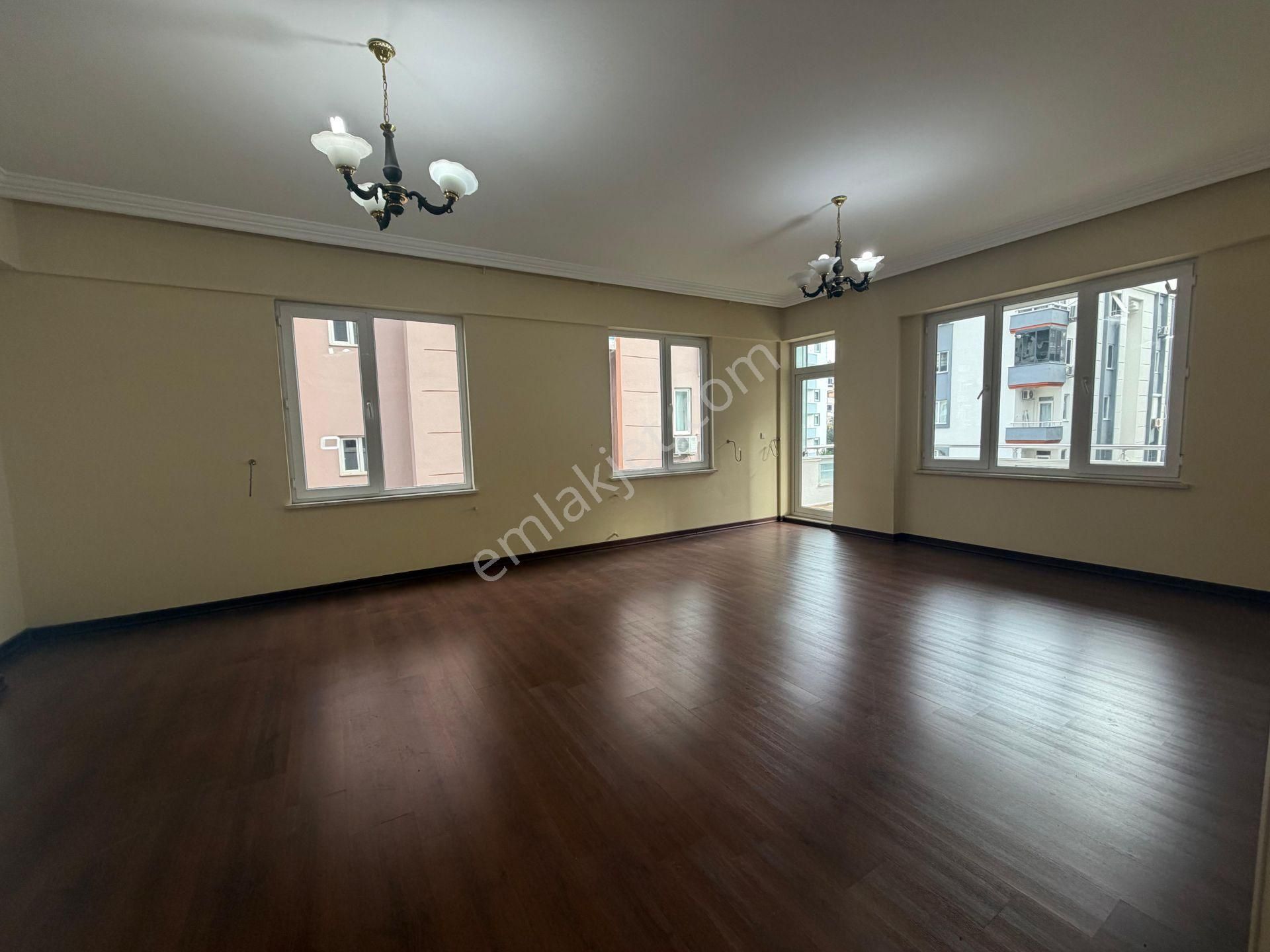 12.cadde Yakını Site İçi Arakat Geniş 3+1 - Görsel 10