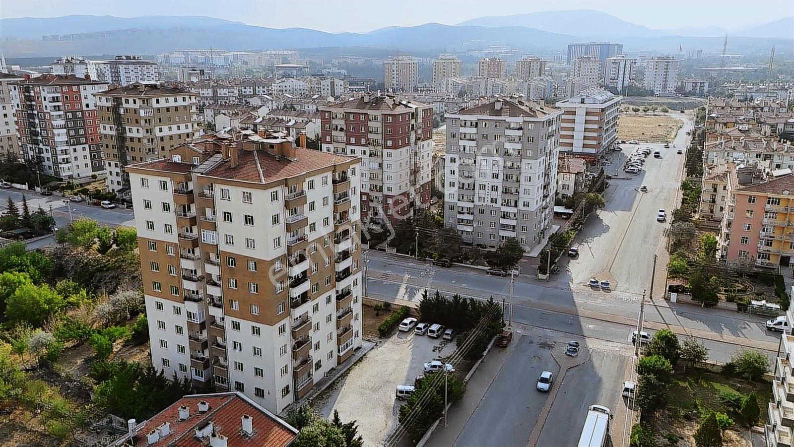 Net Emlaktan Bosnada Mesaj Cad Üzeri 3+1 Ara Kat Kombili Daire - Görsel 18